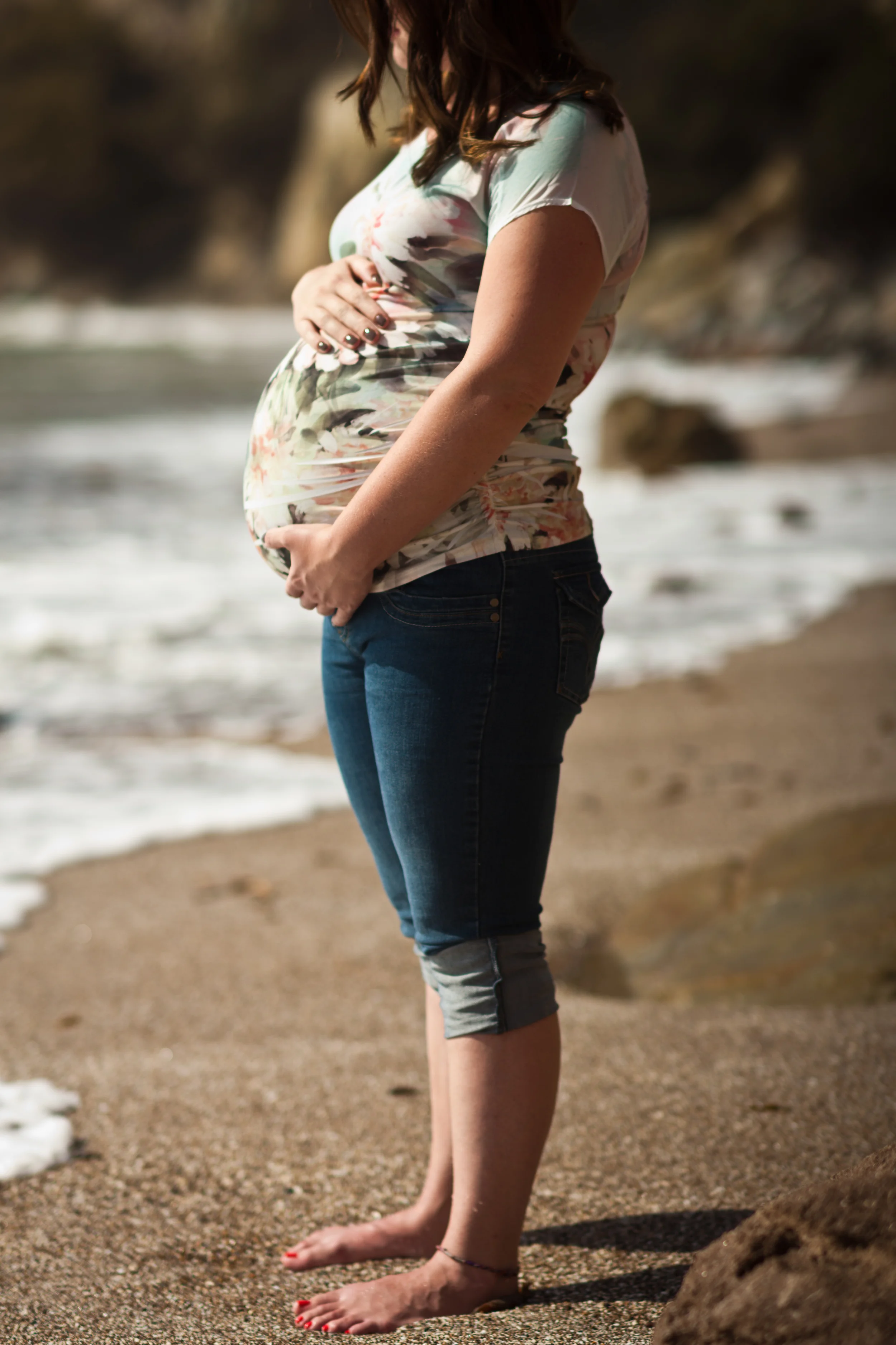 Pregnancy portrait session with Lake Tahoe scenery near Reno NV.