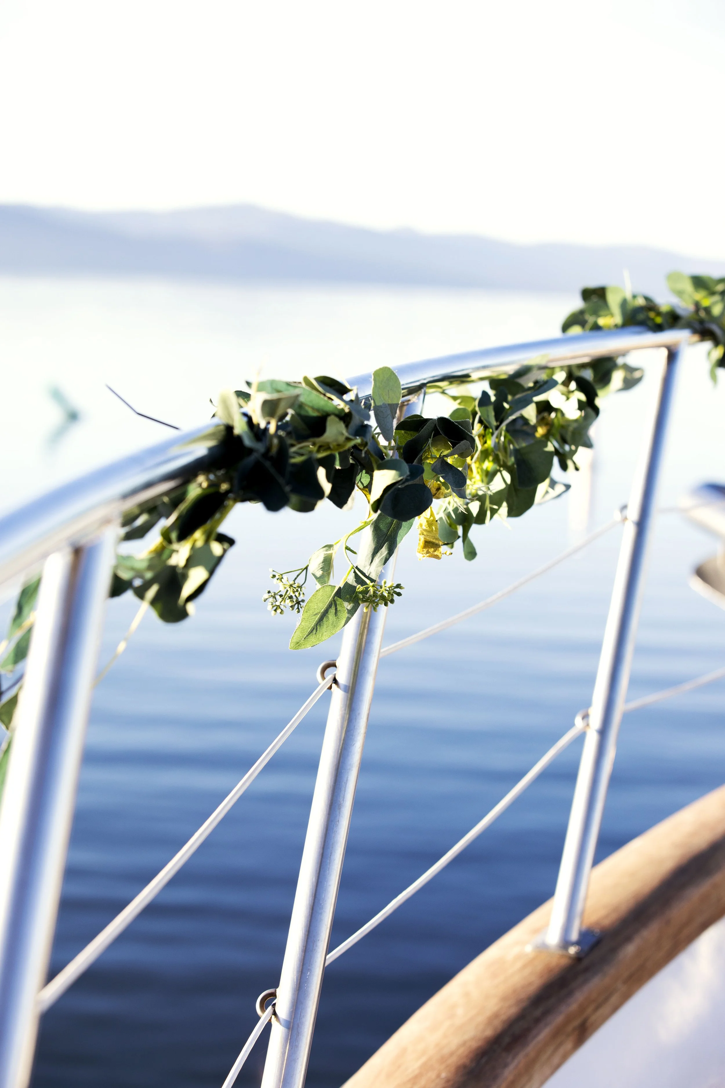 Lake Tahoe wedding photographer capturing Reno NV couples.