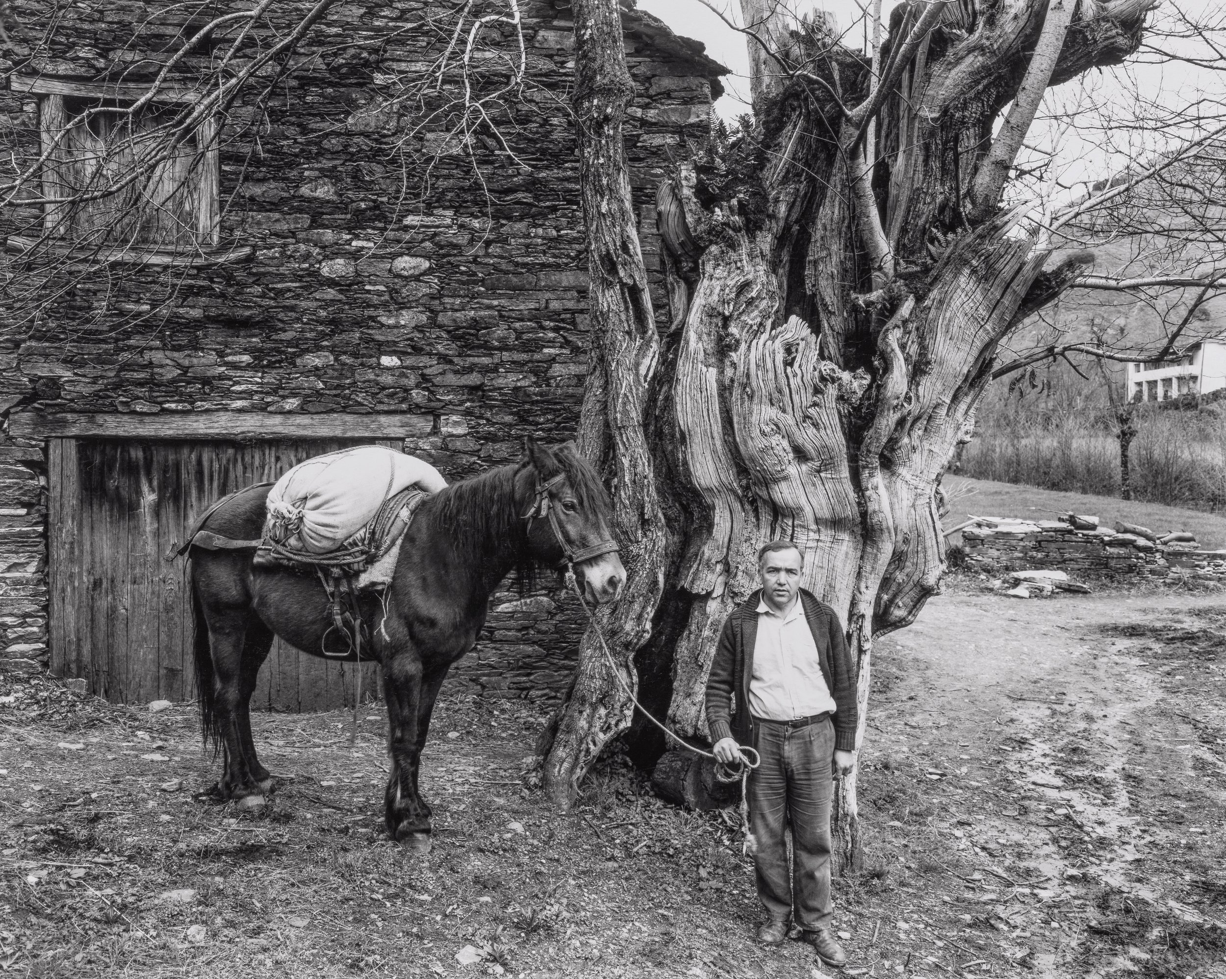 José de Parada vindo do muiño, Santalla de Lóuzara, 1990