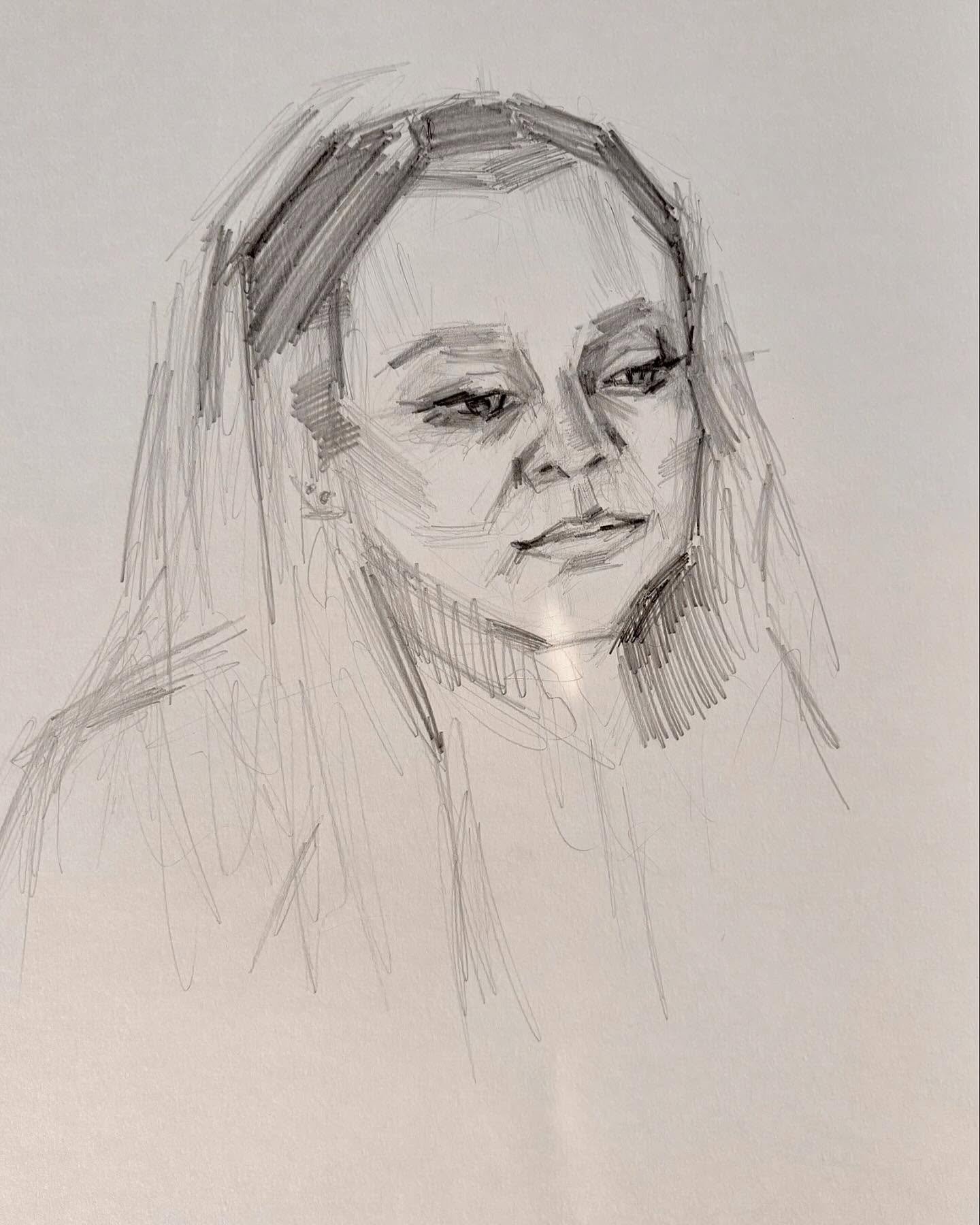 (1/2)🩺 100 Portraits, 15 minutes each, 1 week outside LA General, and a follow up Exhibition/Conversation in a vacated pharmacy one block from the hospital (pics at the end).

It took a couple days to settle into the rhythm. We have so much gratitud