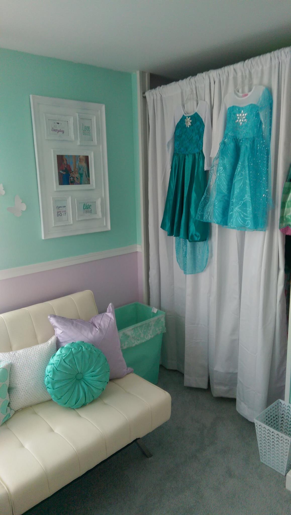 Elsa costumes so Hope can feel like a real princess!