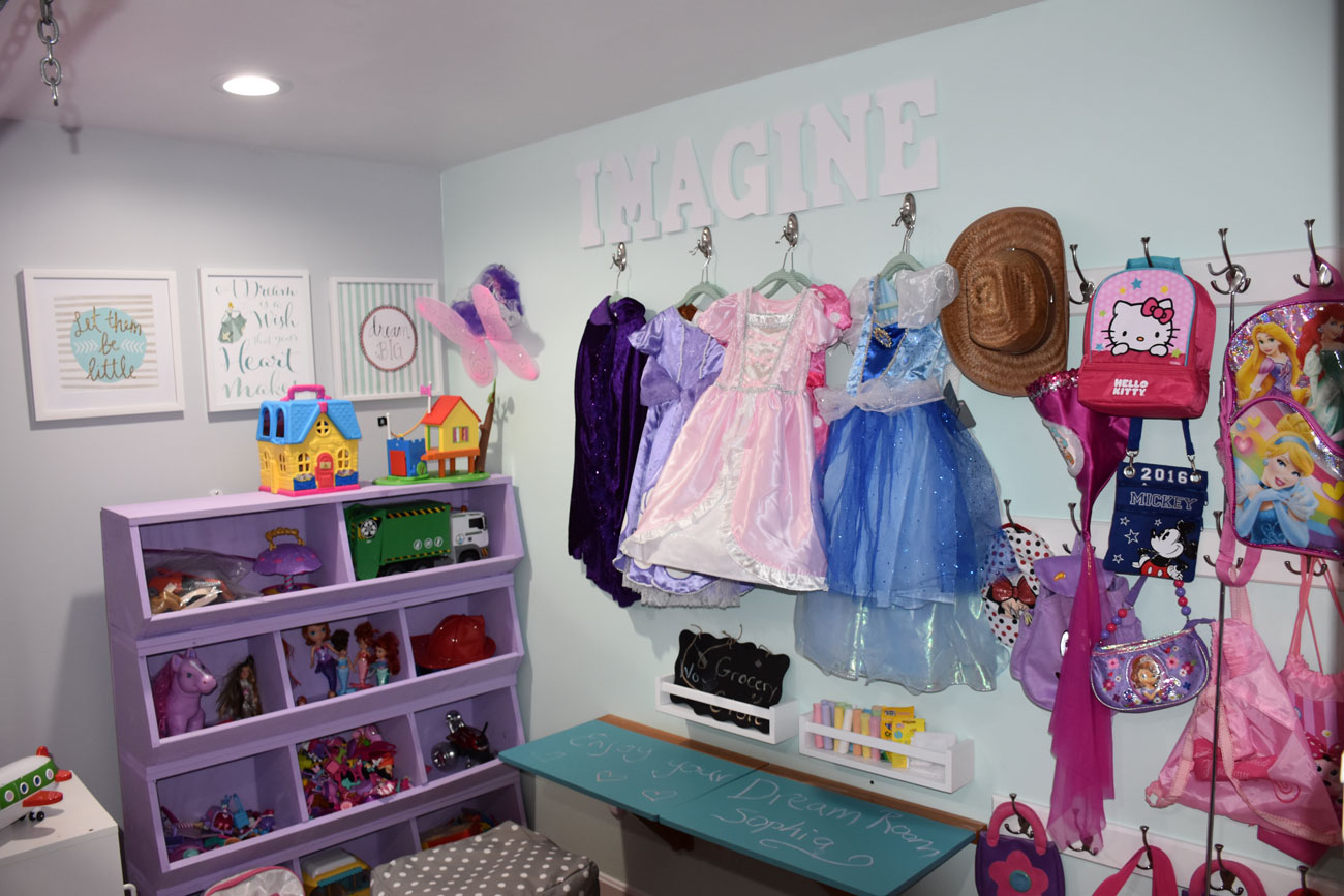 Custom Toy Bins & Dress-Up Wall