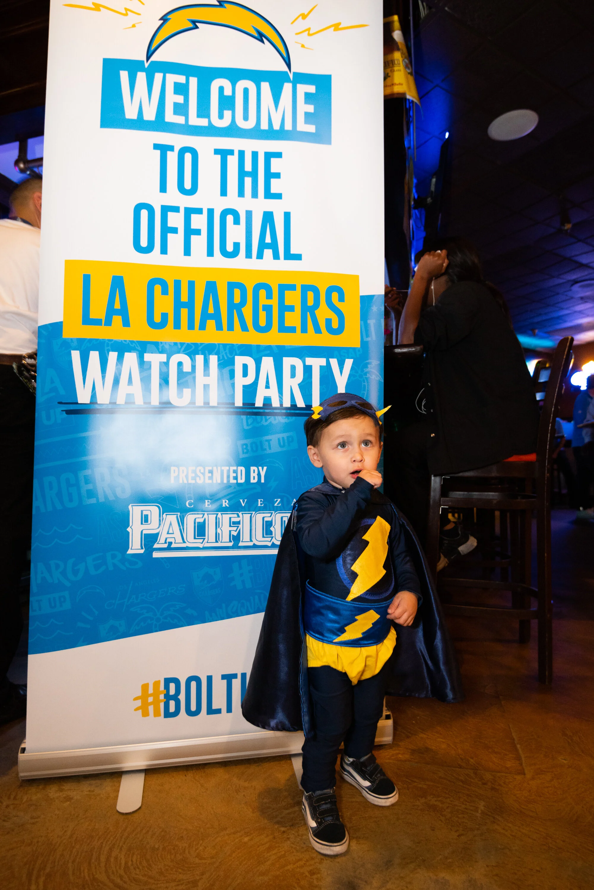 191118_WatchParty_FiestaMartin_020.JPG