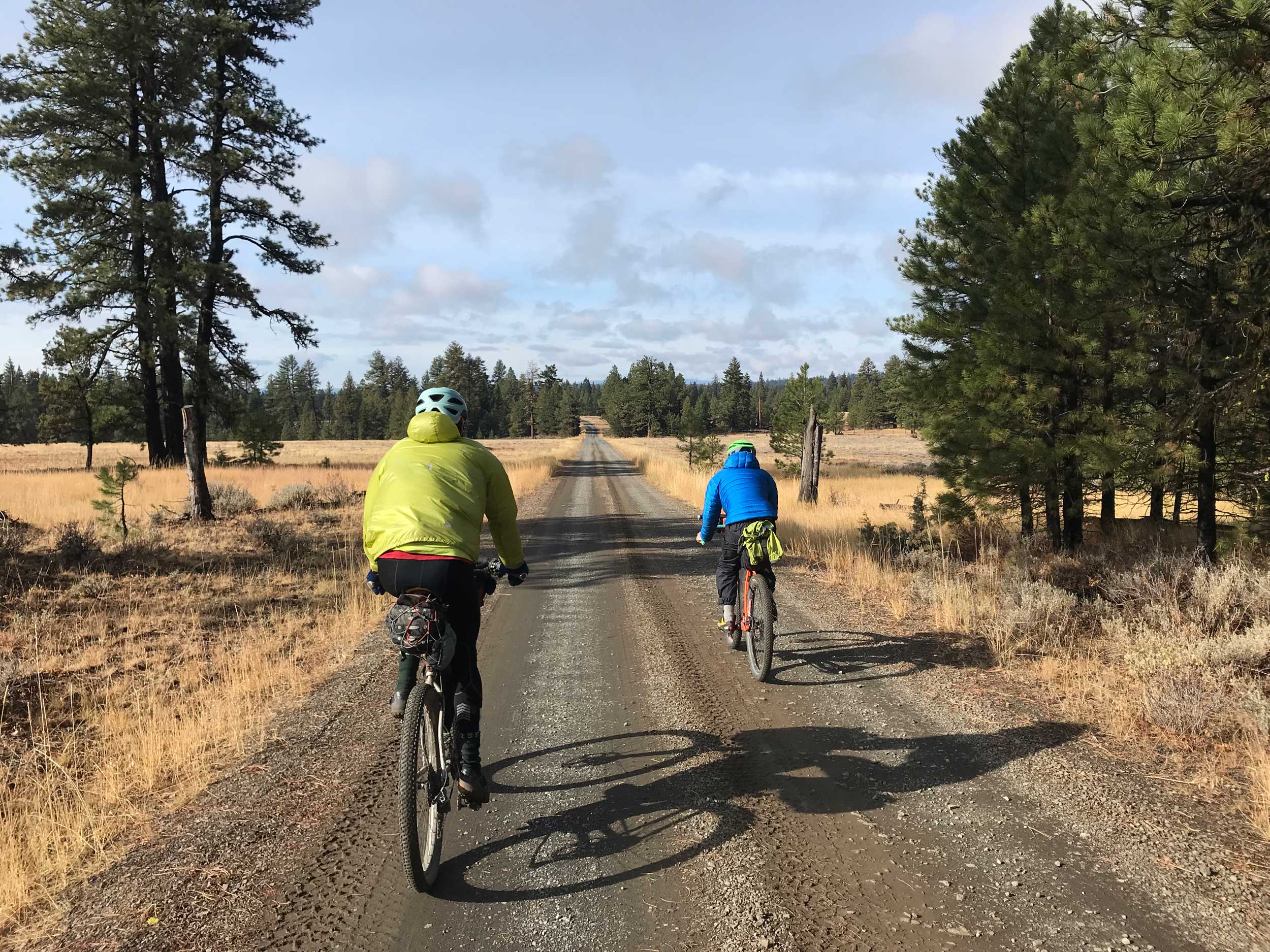 OCHOCO-OVERLANDER-LONG-ROAD-2RIDERS.jpg