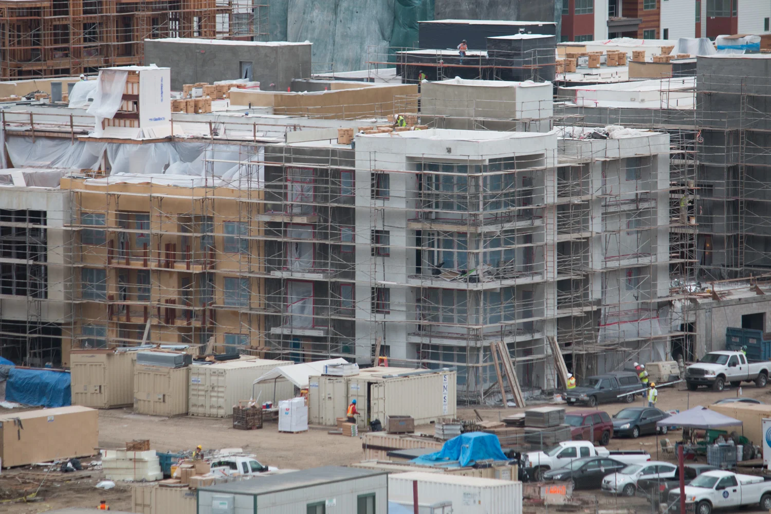 RMS_20141211 Runway-5.JPG