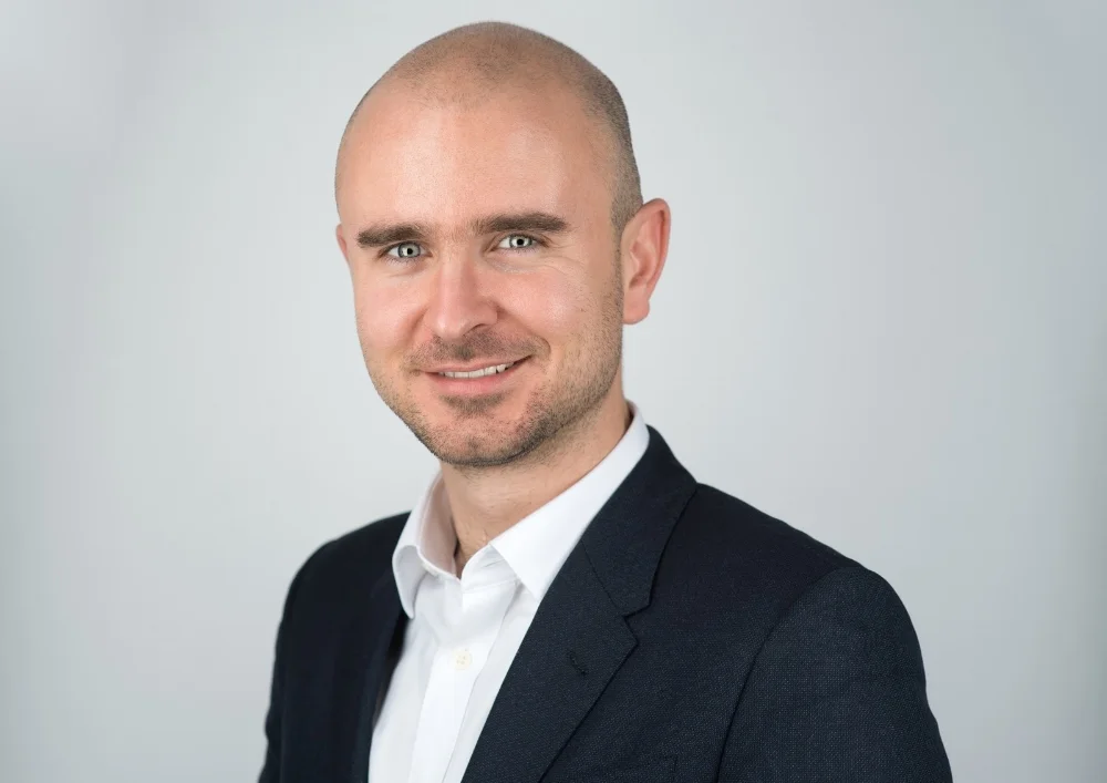 Dan Morgan - New Headshot - High Res.jpg