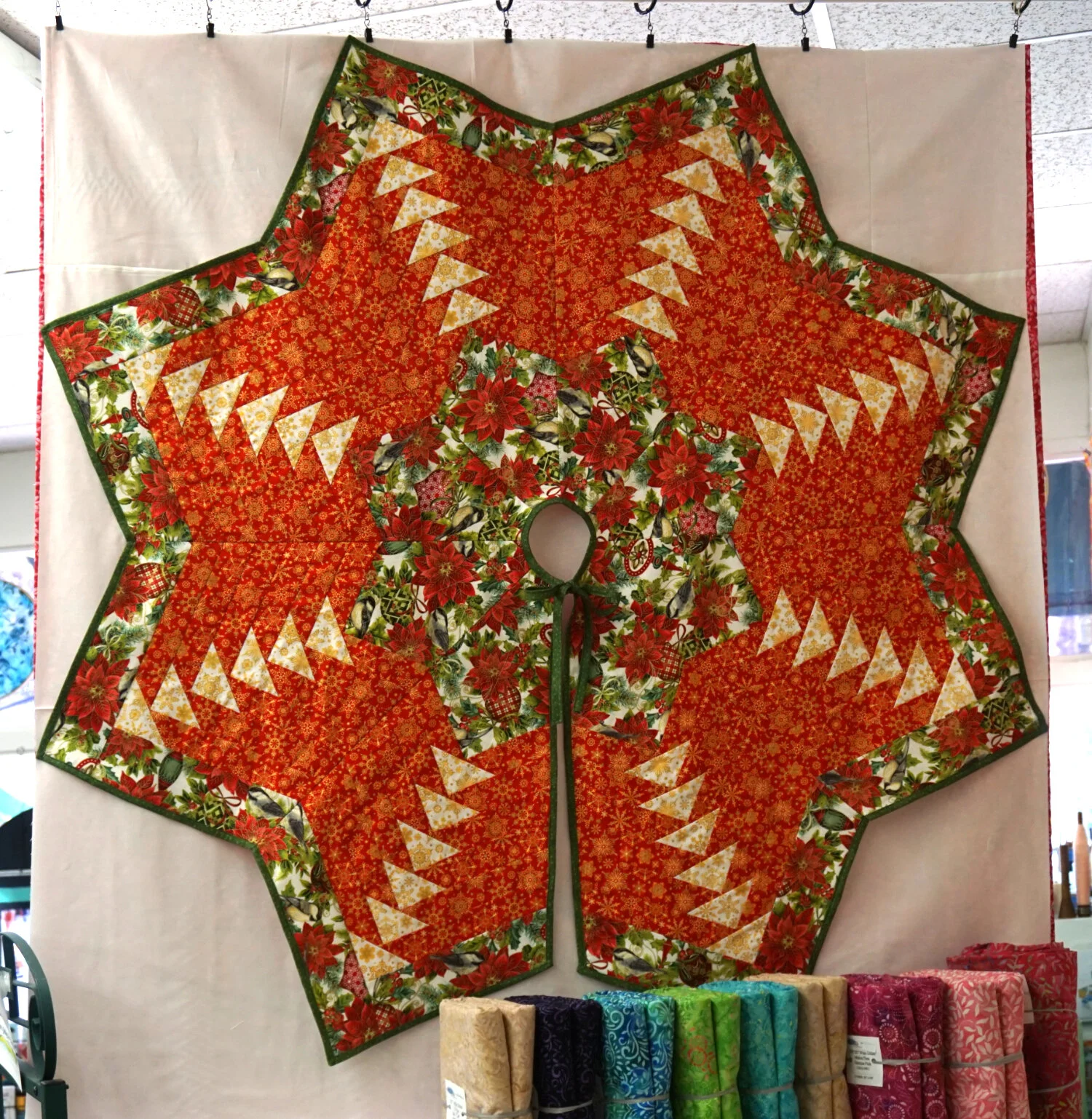 Large Quilted Tree Skirt