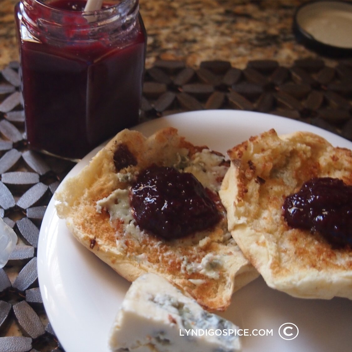 English Muffin &amp; Blue Cheese with Plum Fruit Spread 