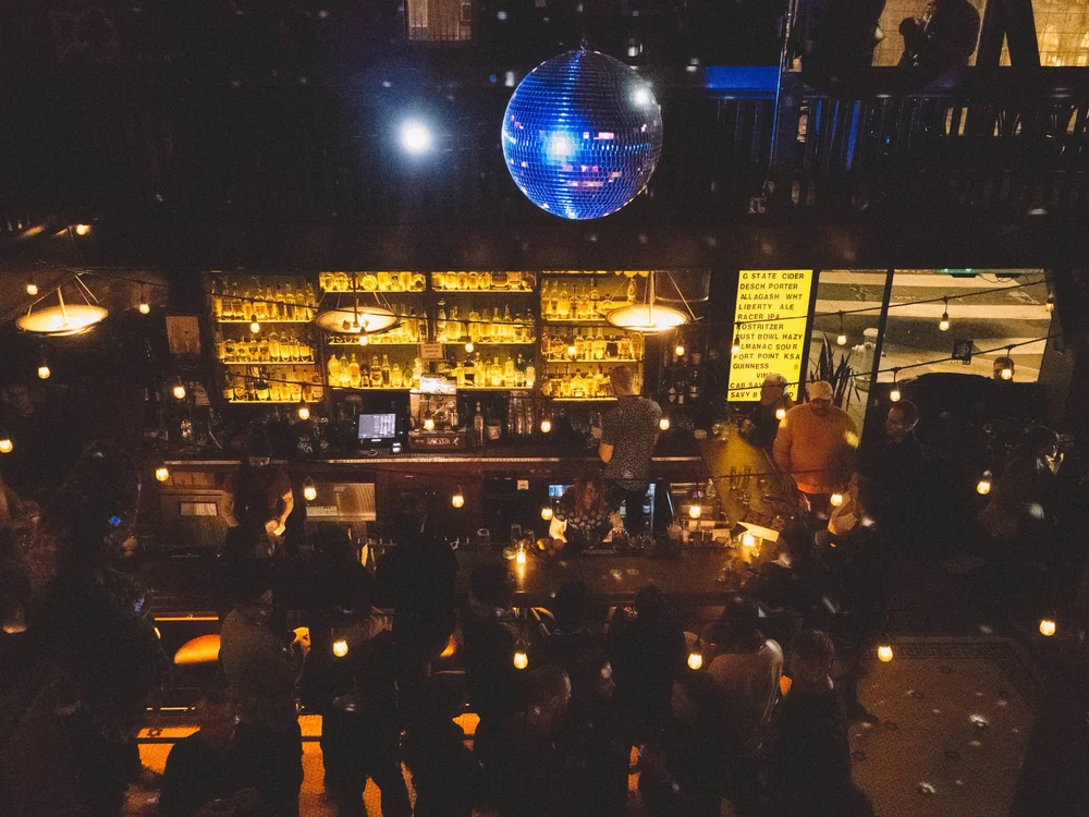 Bar photo 2