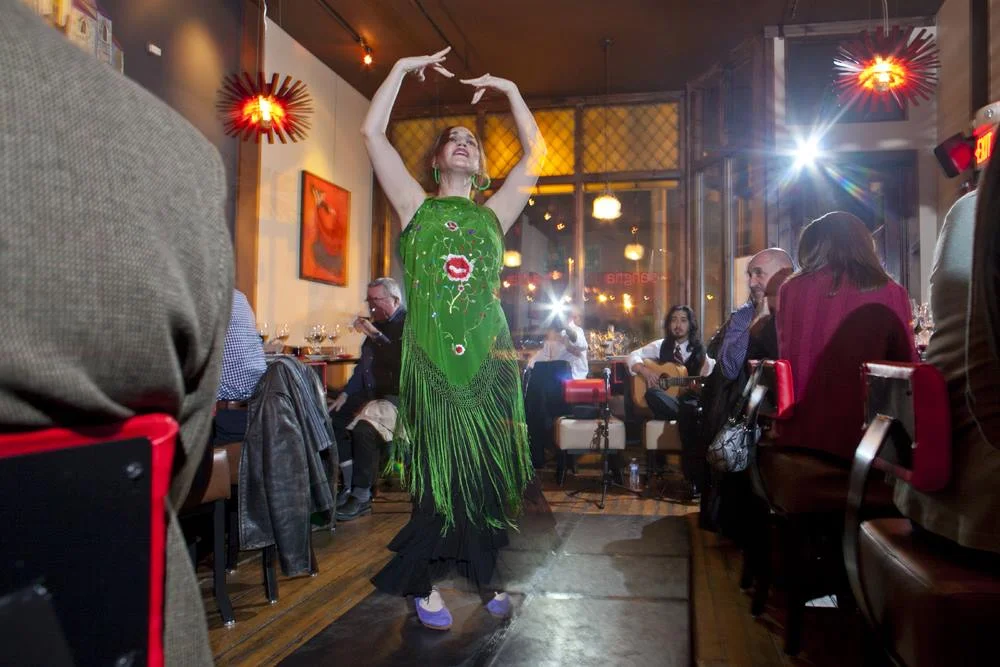Bocado dance night