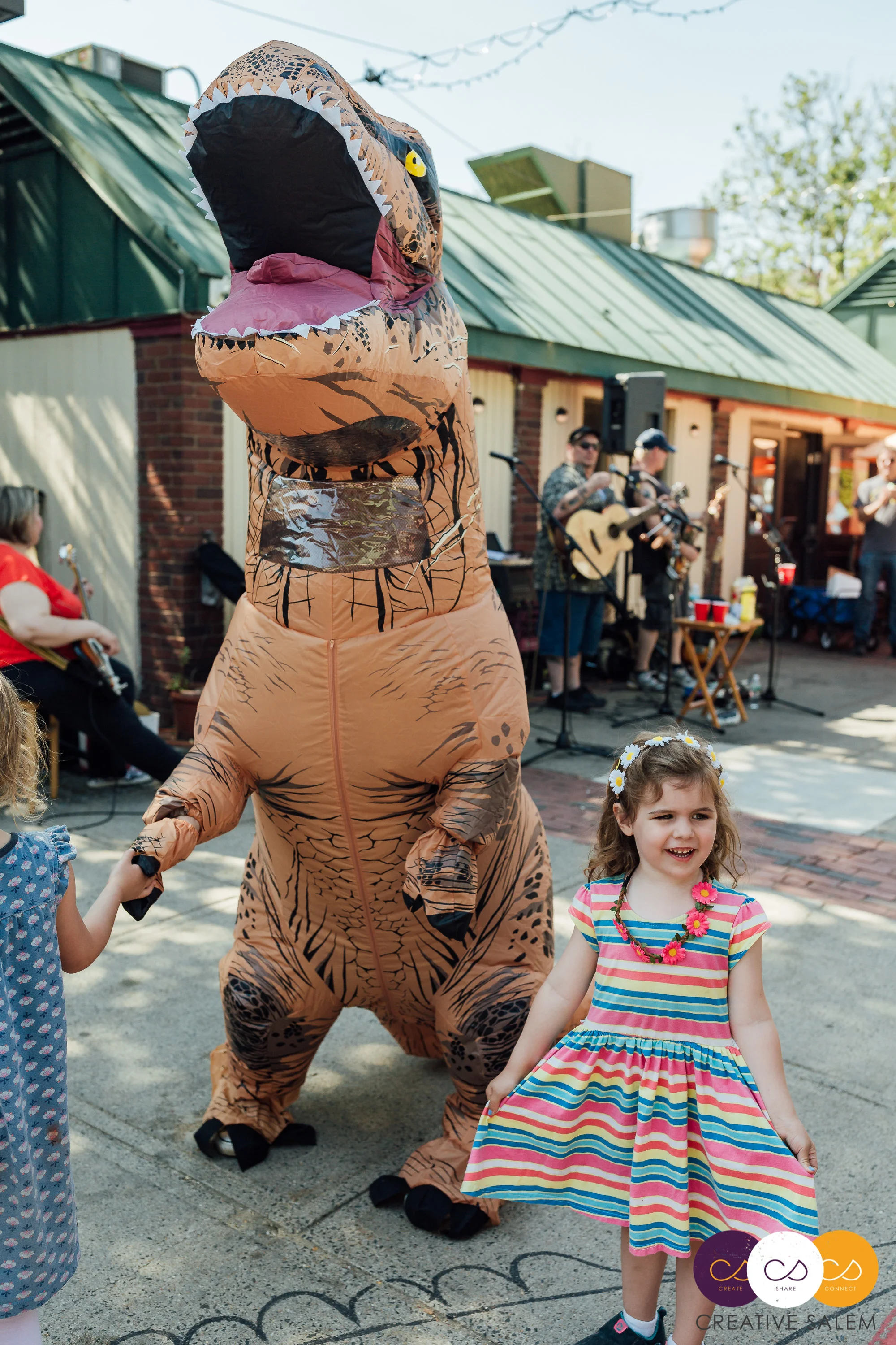 salem ymca artists row block party 2016-1748.jpg