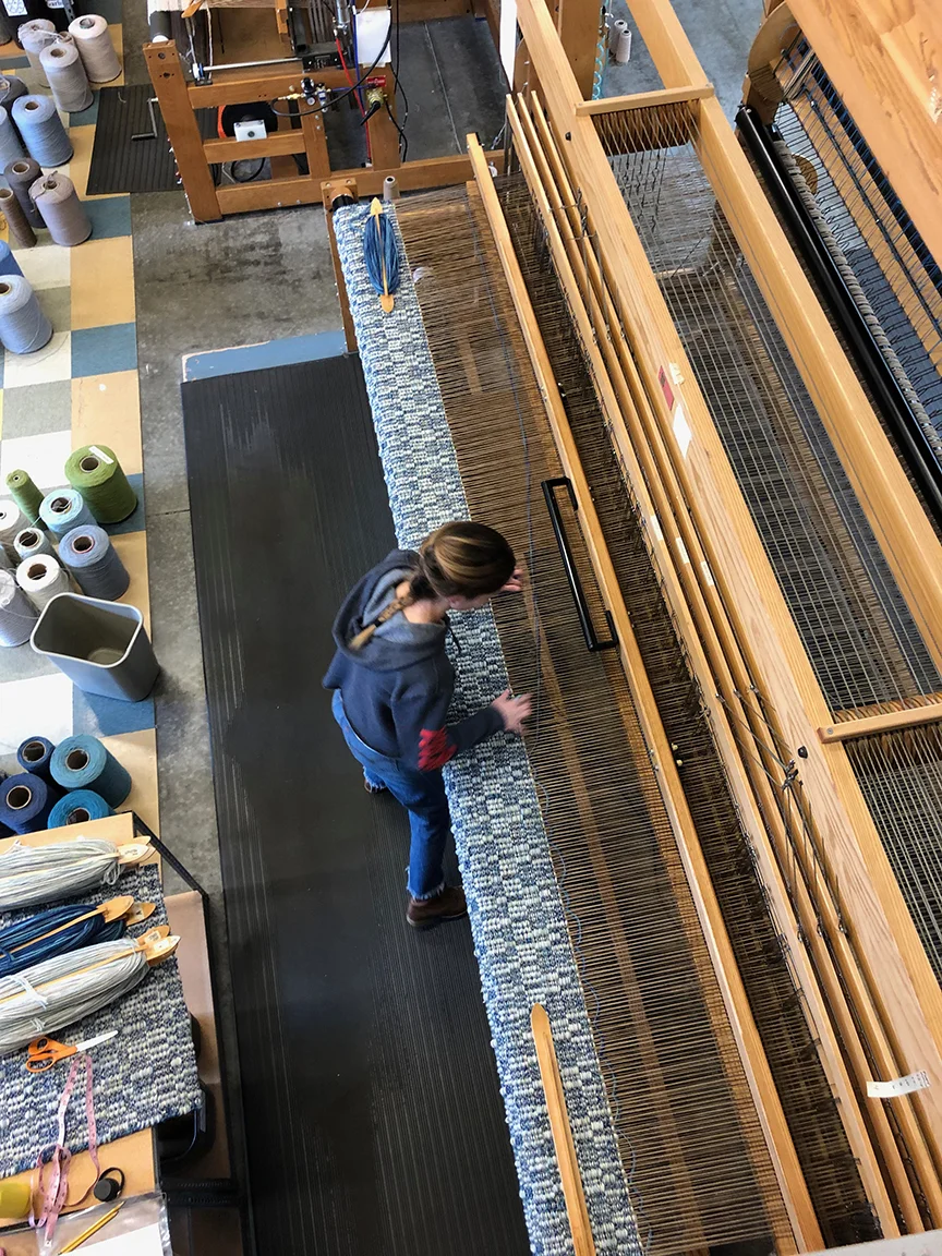 Meg weaving a 12’ Matrix on Thor.