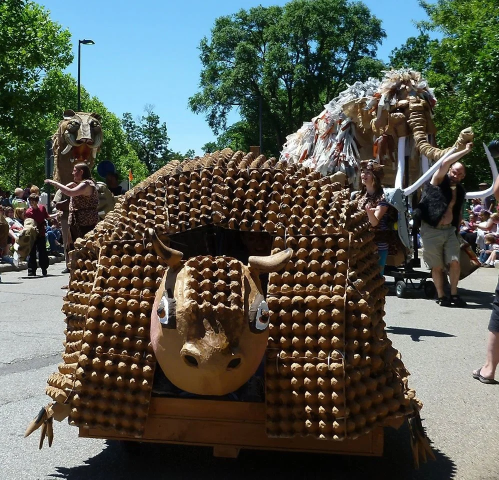Glyptodon for Prehistoric Party at Parade the Circle 2014 - Photo by Philip Brutz