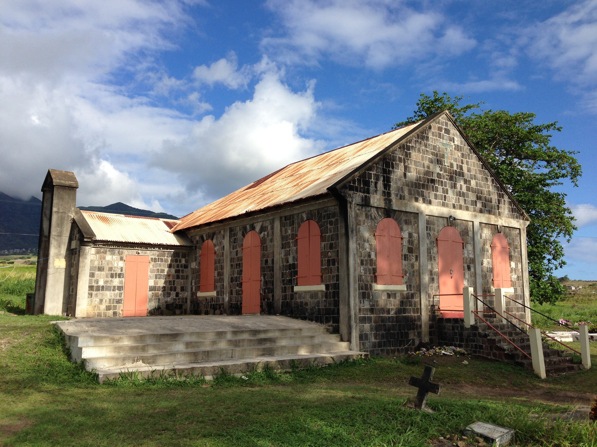 St. Kitts and Nevis (May 2014)