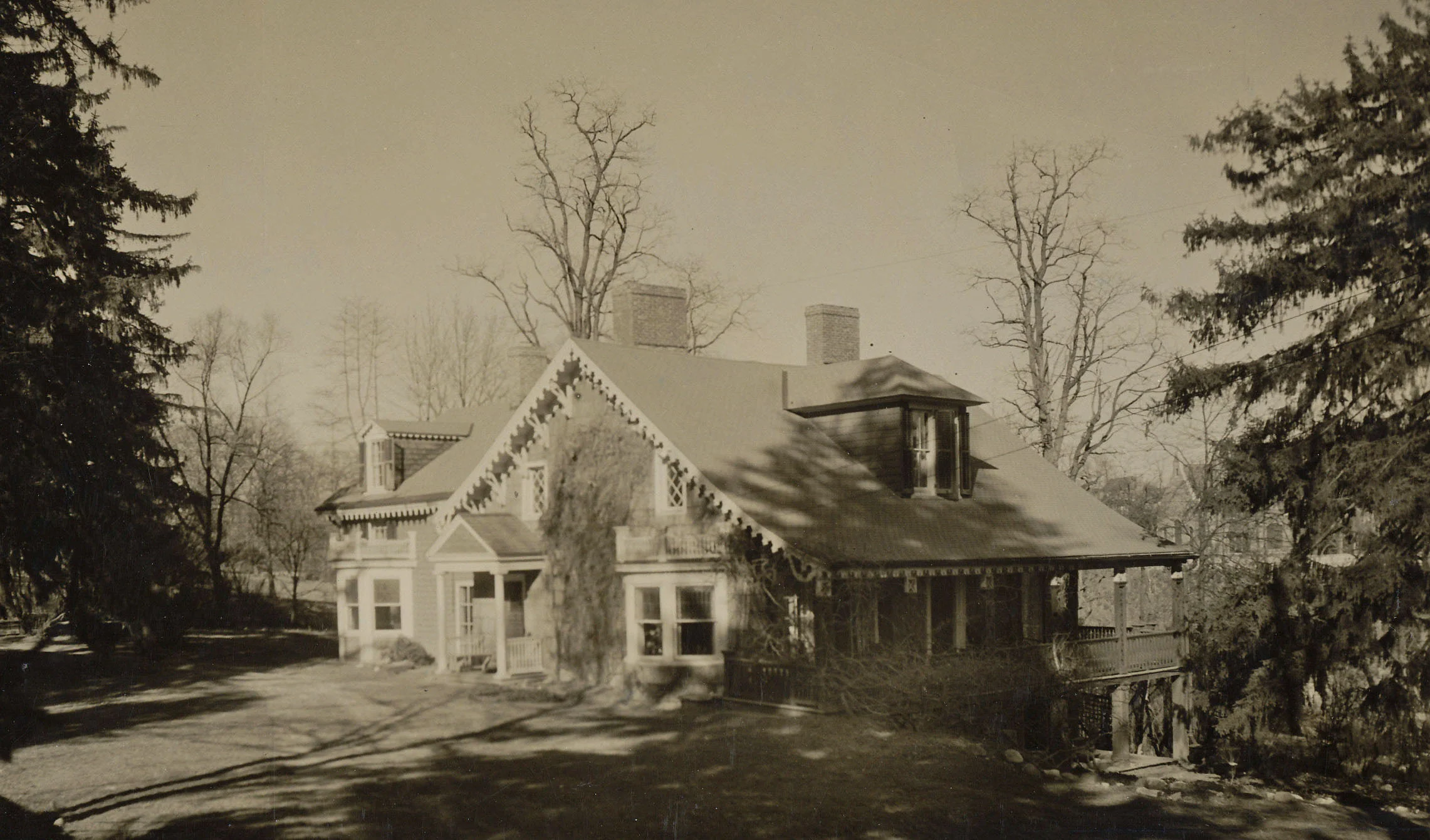Crawford-Morris-Popham House, date unknown.