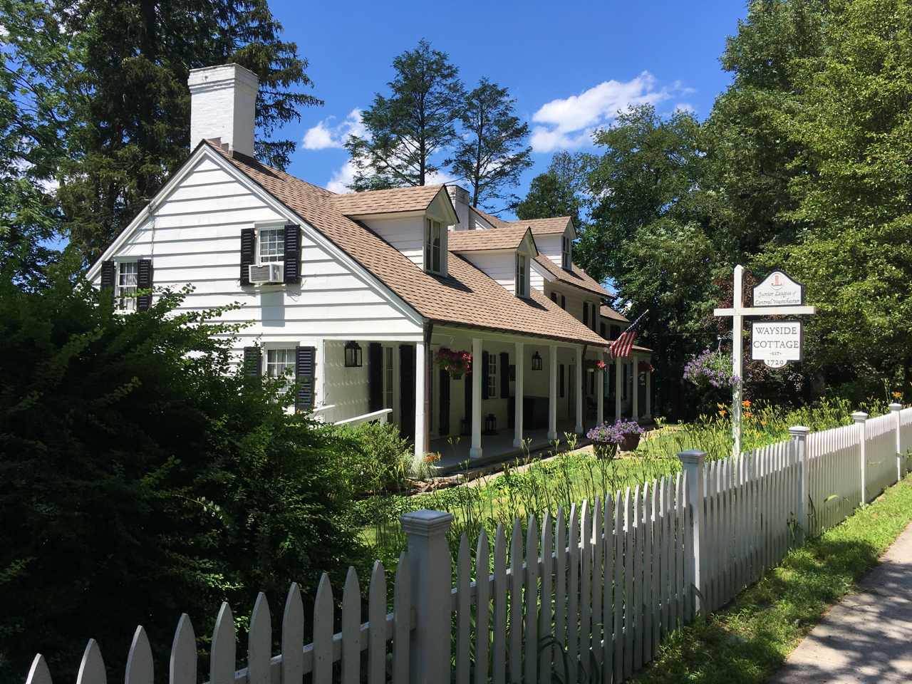 Thomas Haden lived in the Wayside Cottage, one of Scarsdale's oldest existing farmhouses. He had seven children with an enslaved woman named Rose.