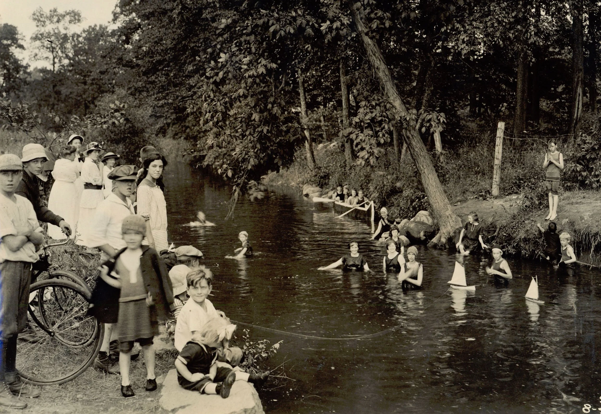 Bathing 1916.jpg