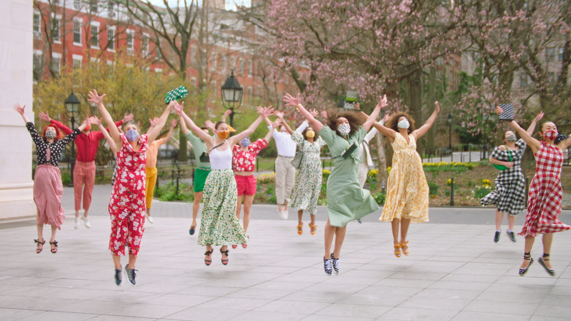 Kate Spade "Get Happy" Summer 21