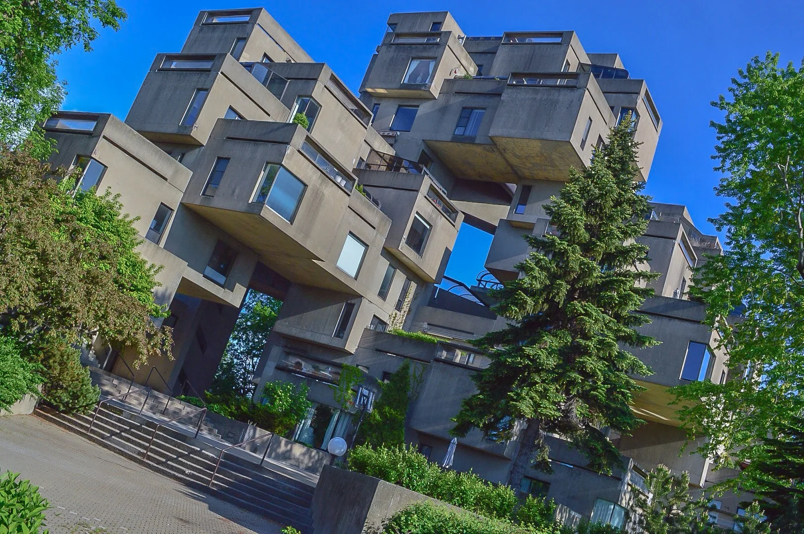 Moshe Safdie's iconic Habitat 67.