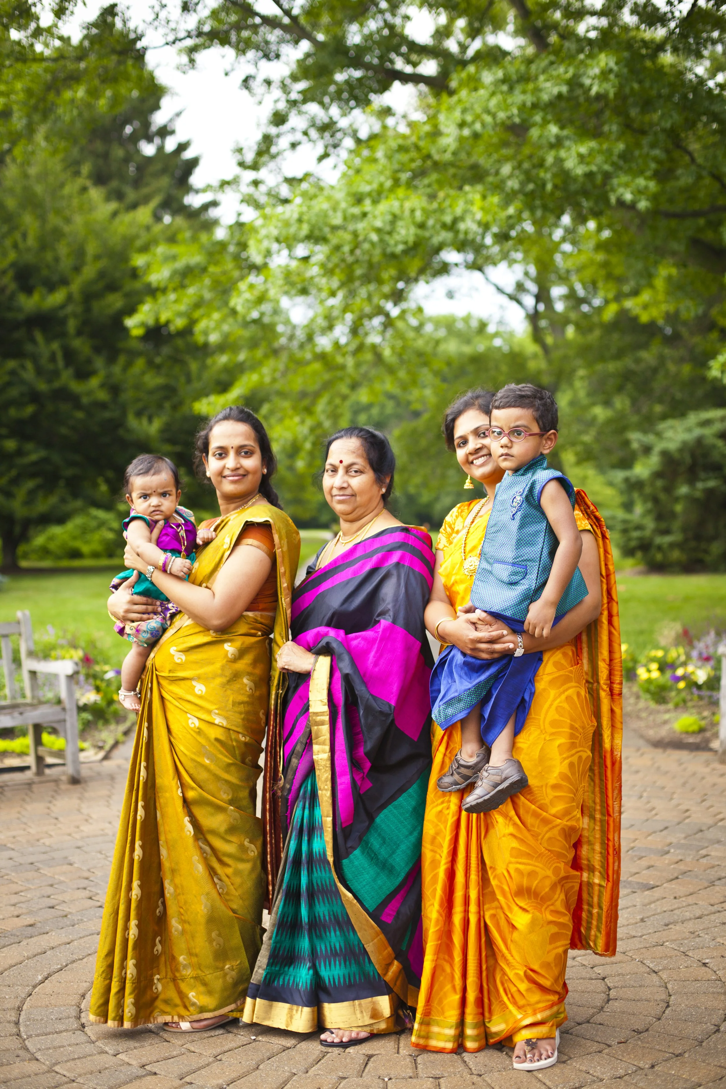 family-photography-indian-family-columbus-ohio-saree.JPG