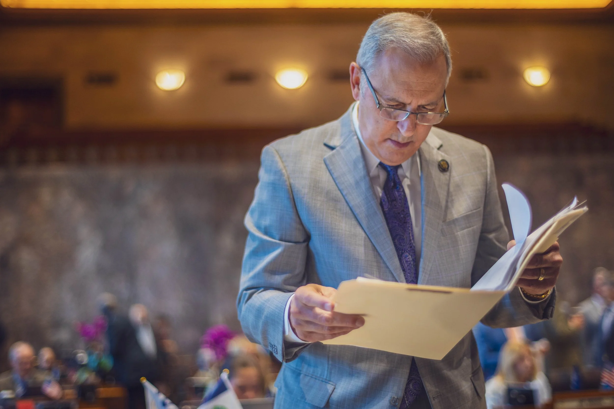 Senator Abraham reviews legislation
