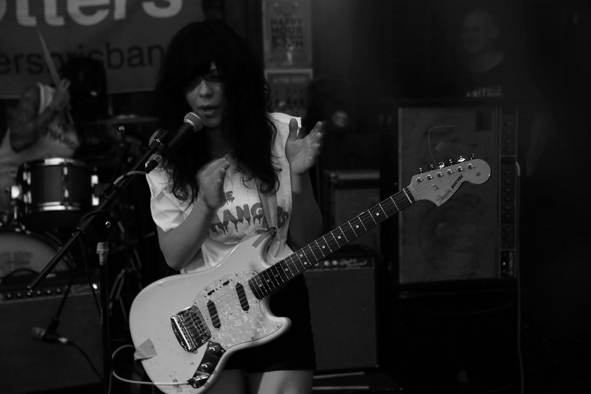 The_Coathangers_8.png