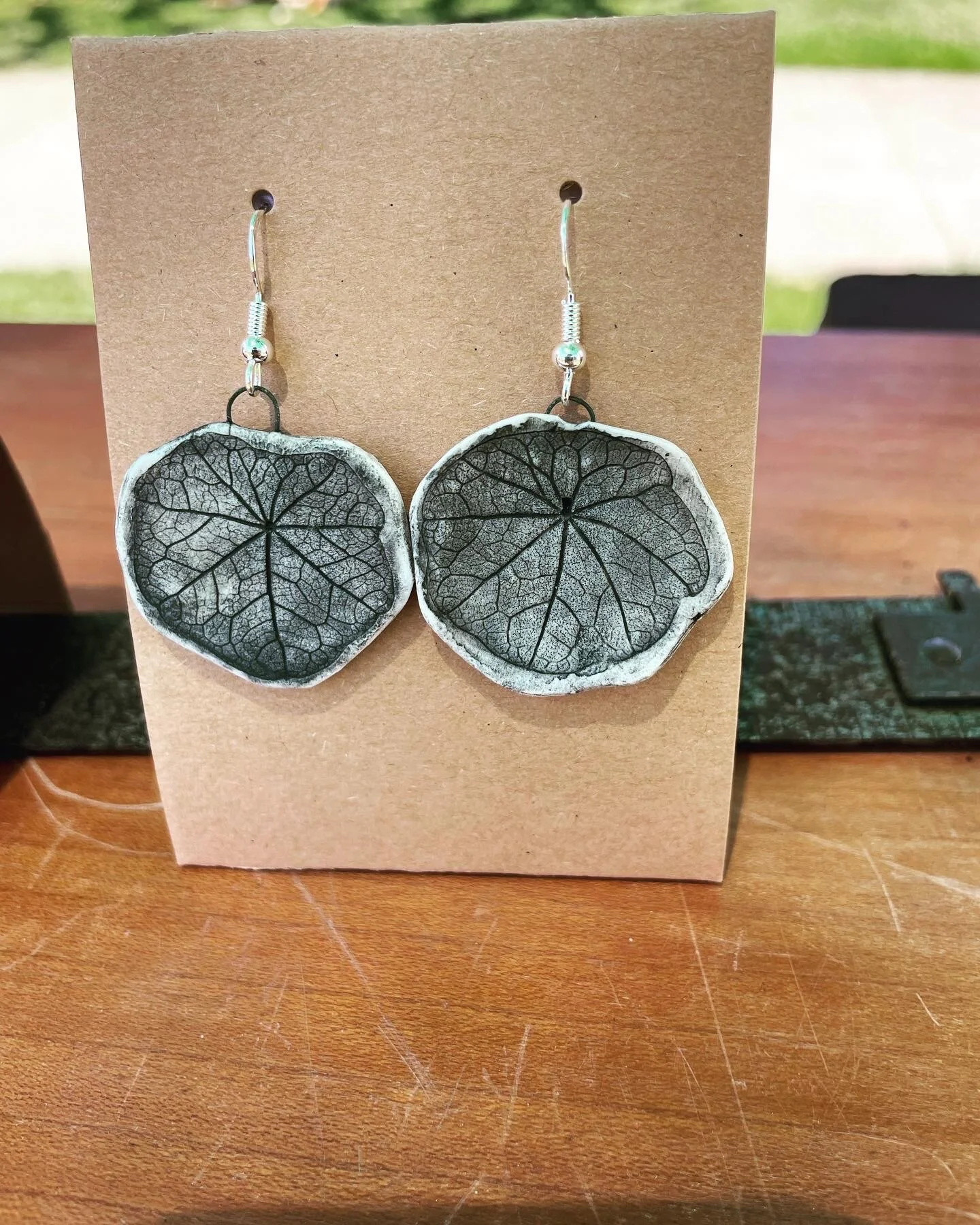 C8BD437E-94F1-457D-8AEF-65866B0451EB