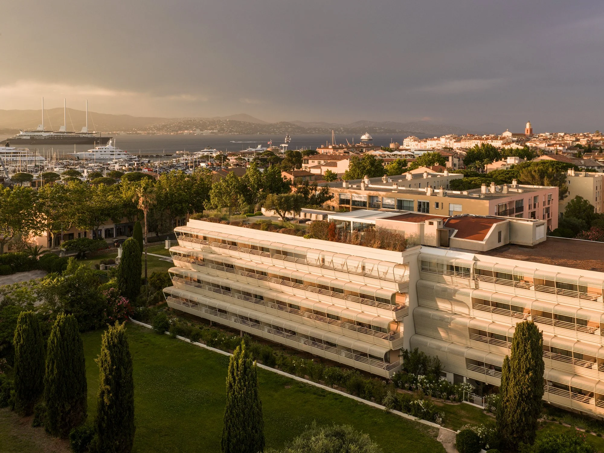 Eden Hotel -16-MOD.jpg