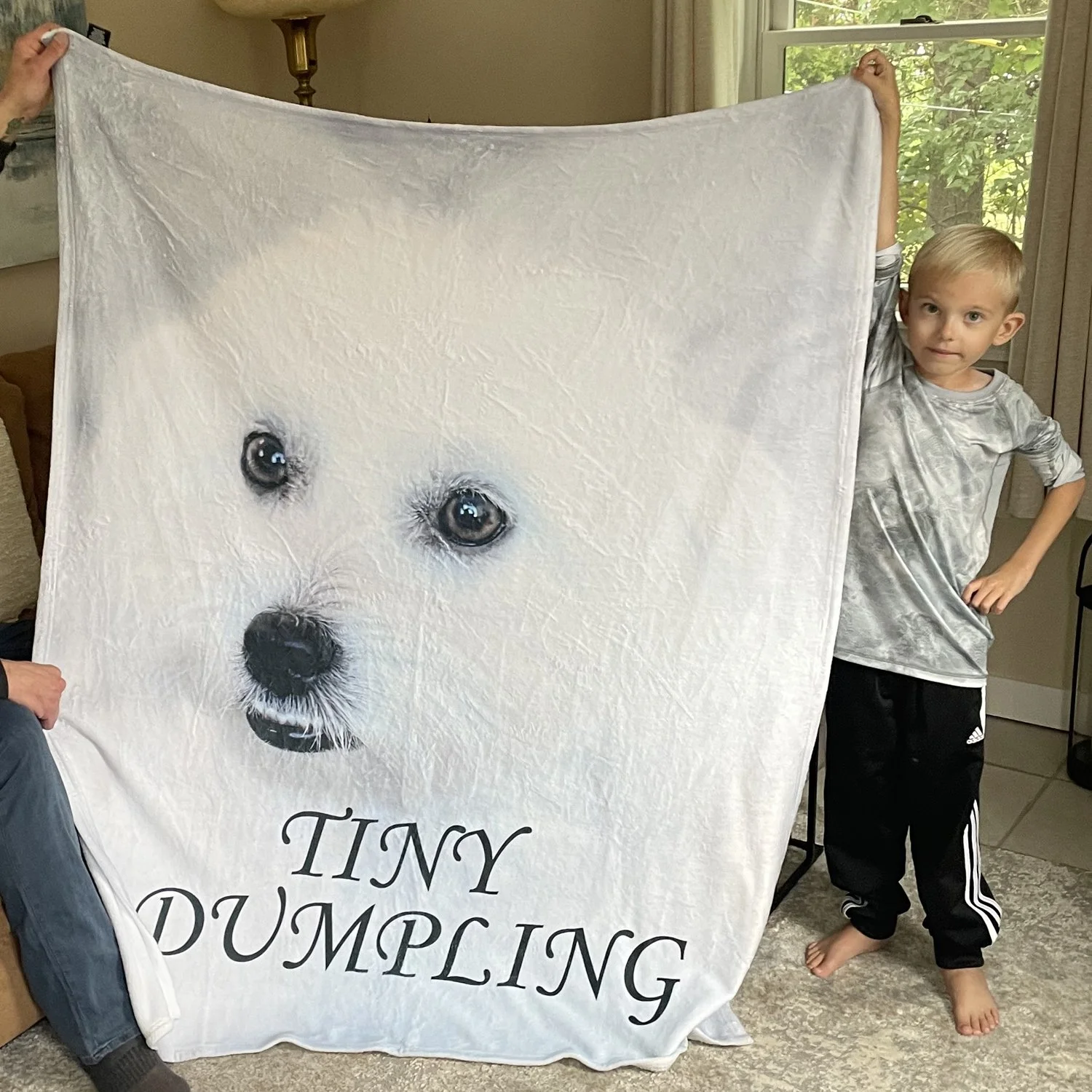 Larry-TinyDumpling-Blanket-2-crop.jpg