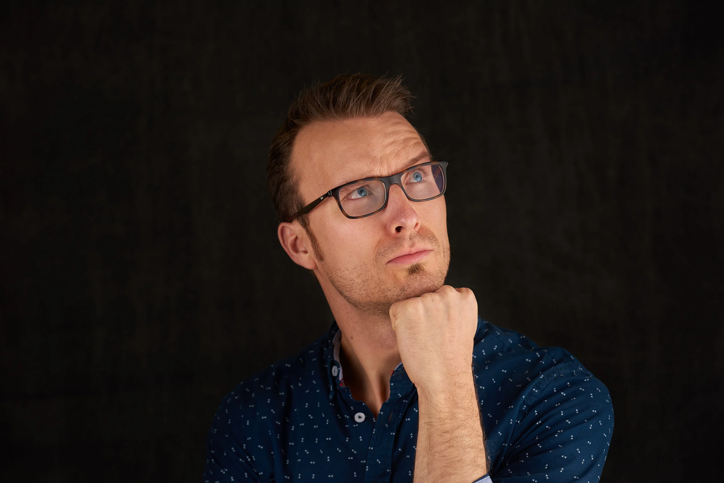 Are you still thinking about the benefits of a professional business portrait?