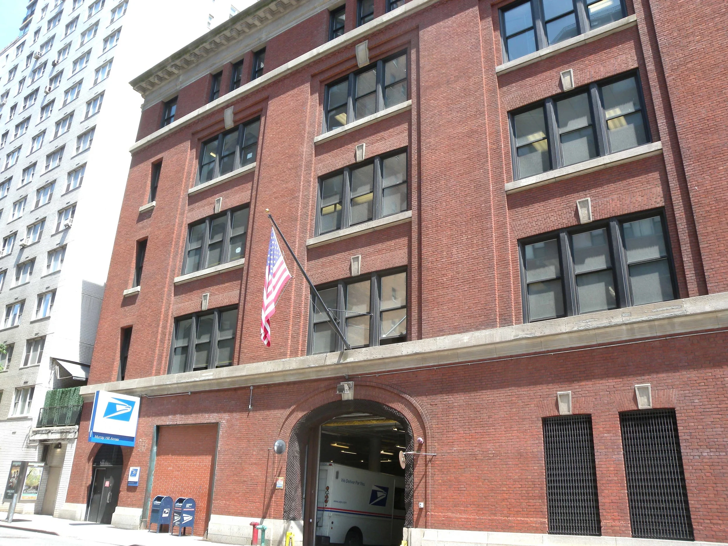 Murray_Hill_Annex_USPS_jeh.jpg