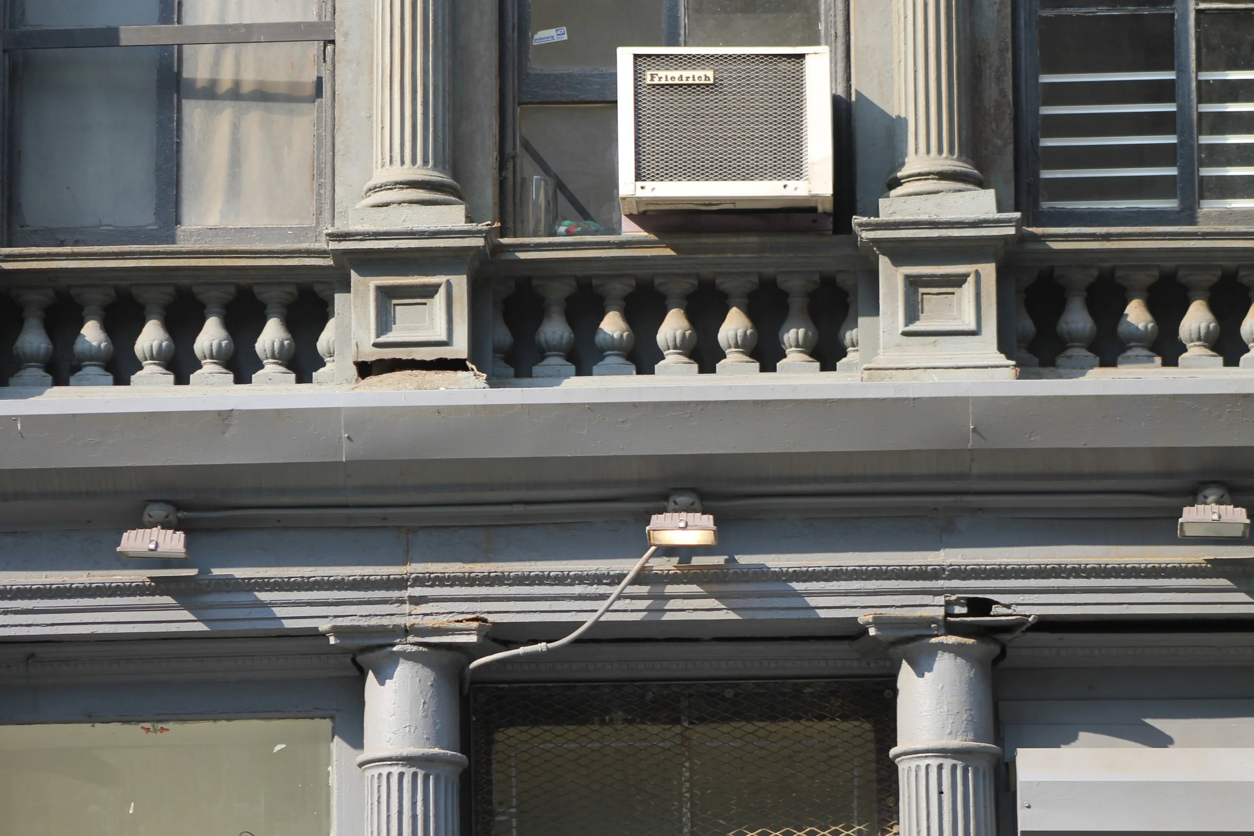 93 Reade_Pre Restoration_Lower Floor Columns_High_Res.jpg