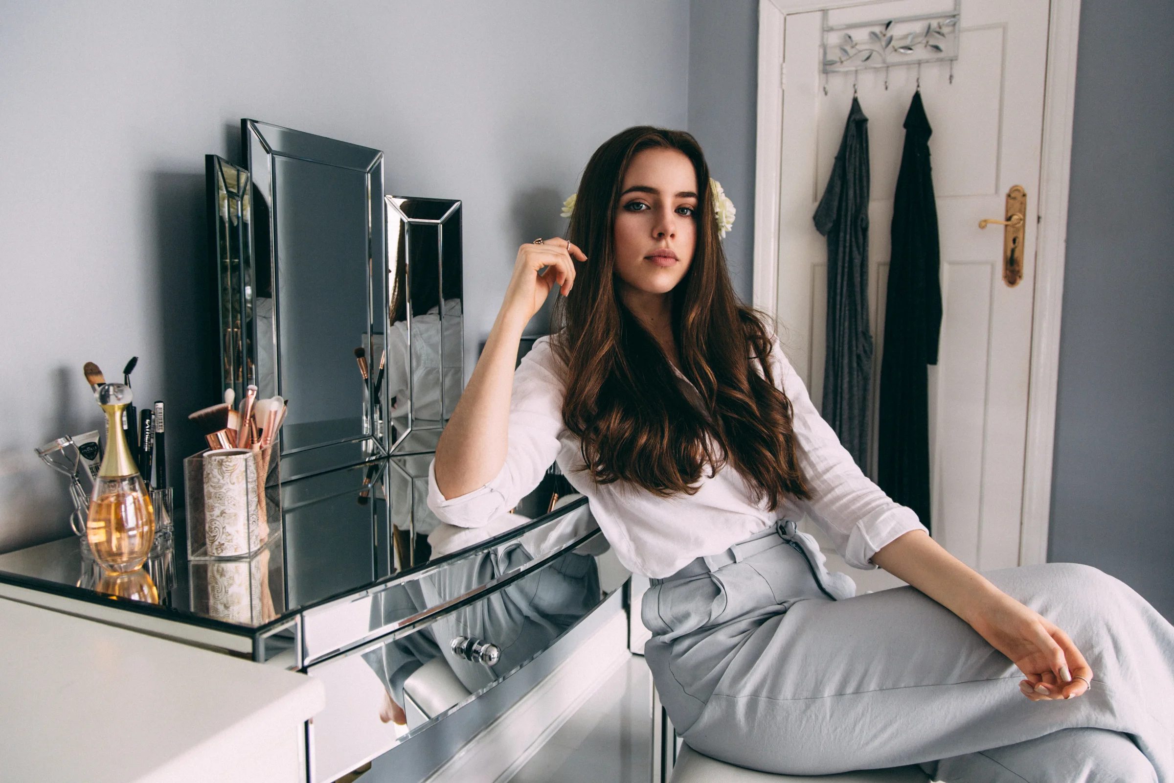 Alyx-web-4.jpg