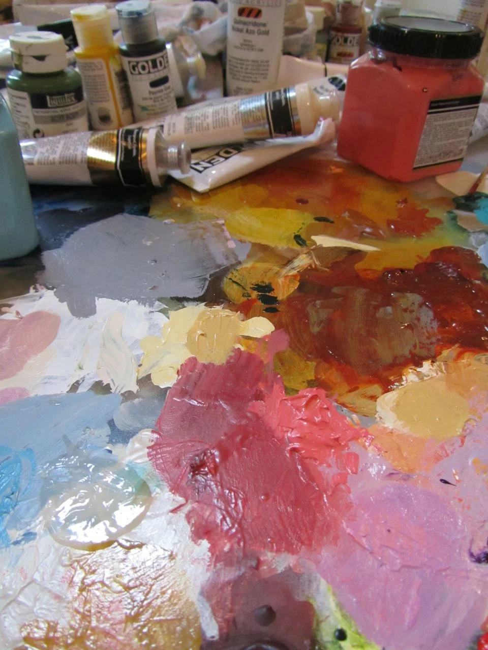 A close up of the palette on my worktable