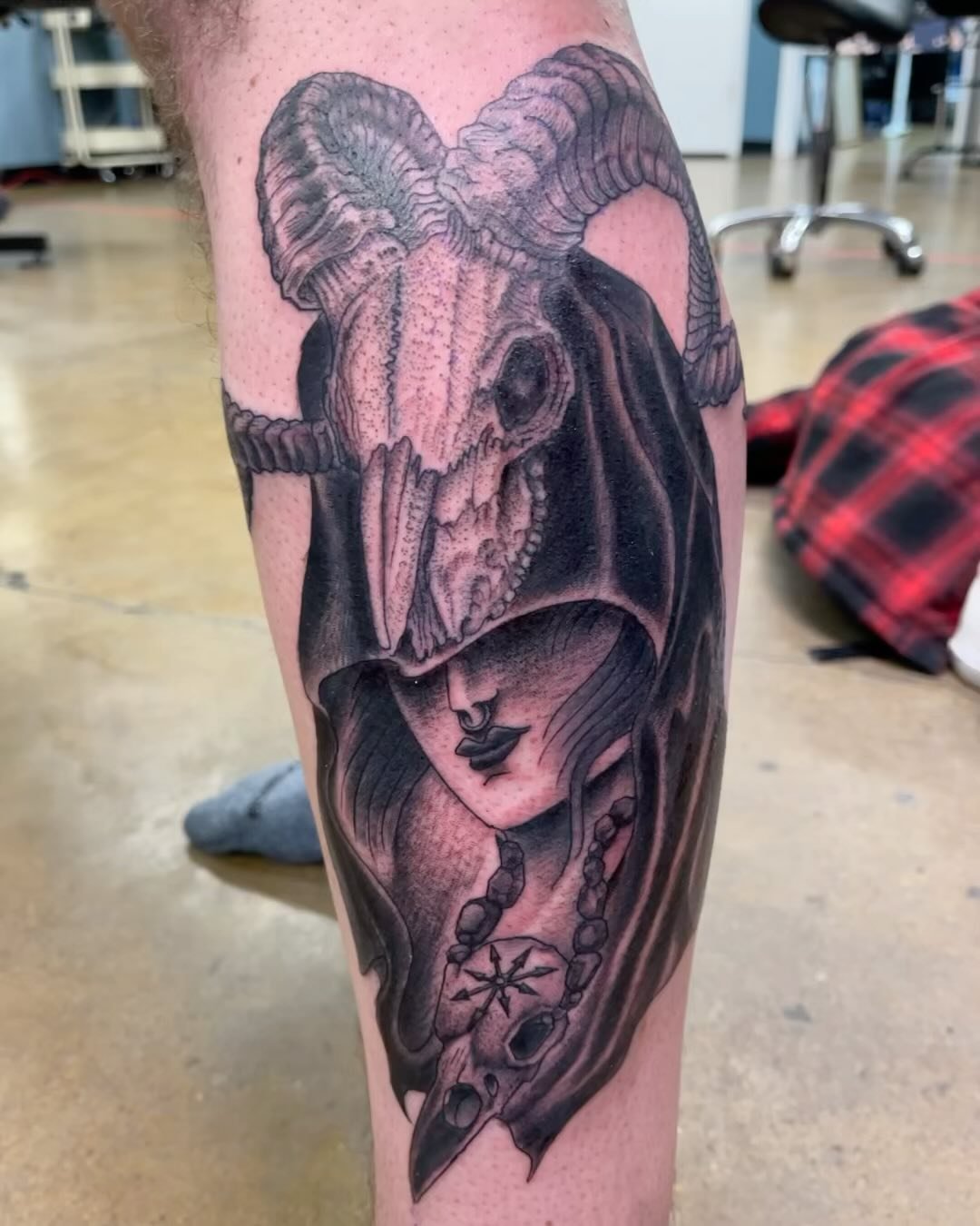 Trying to bring the best out of every idea. Trust is key with any tattoo. #bethesdatattoo #bethesdatattooartist #dmvtattooartist
