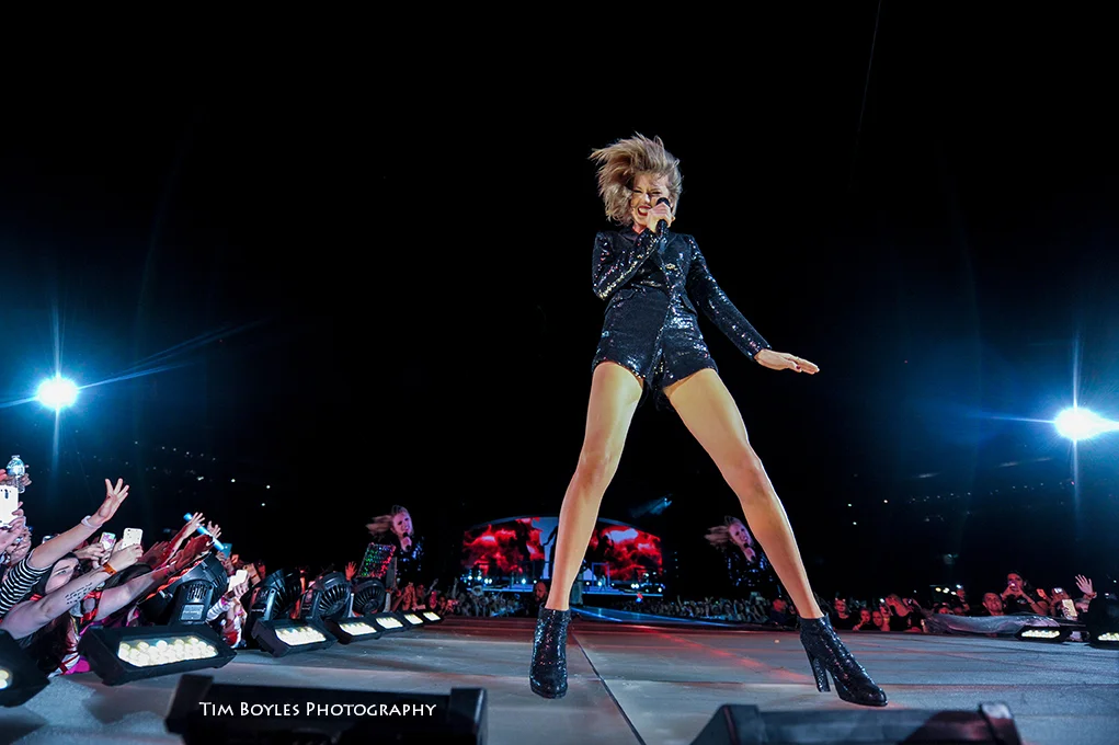 Taylor Swift, Oct. 31, 2015