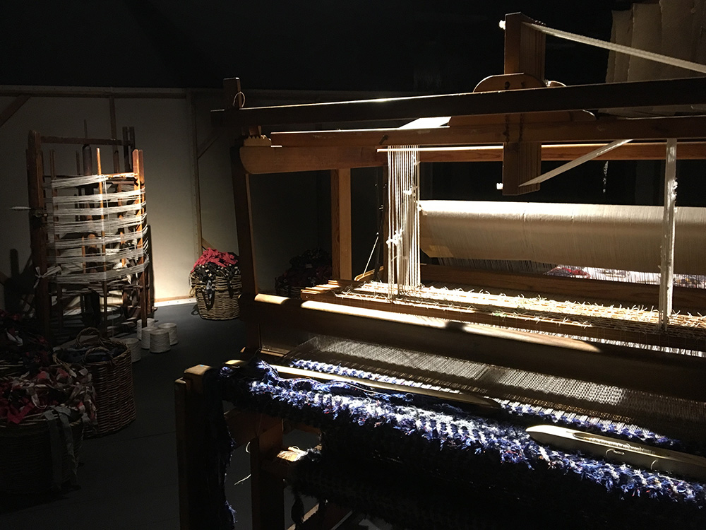 Loom weaving (also using fabric selvedges)