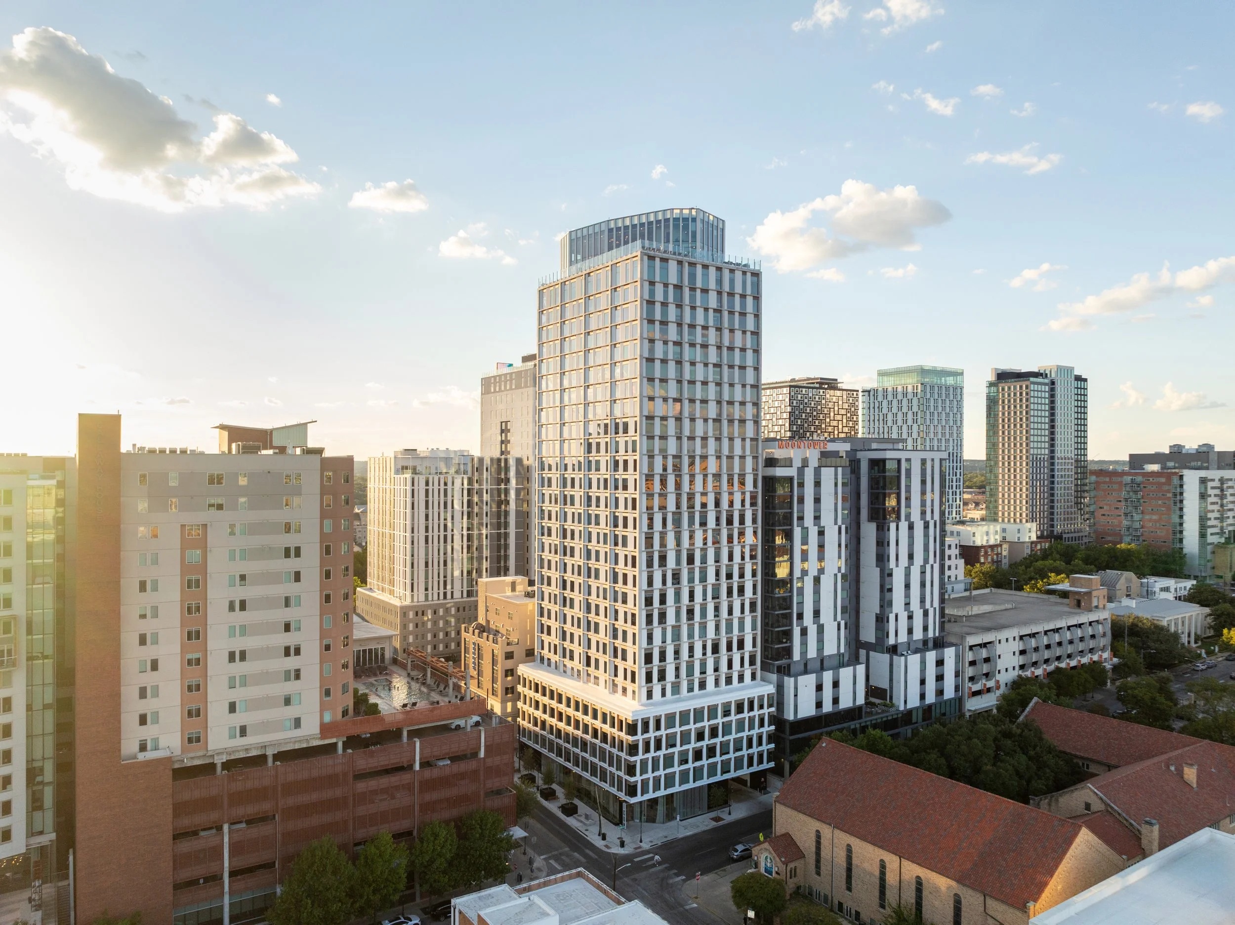 Leonid_Furmansky_Rhode_Partners_Austin_Icon_Web_ 14.jpg