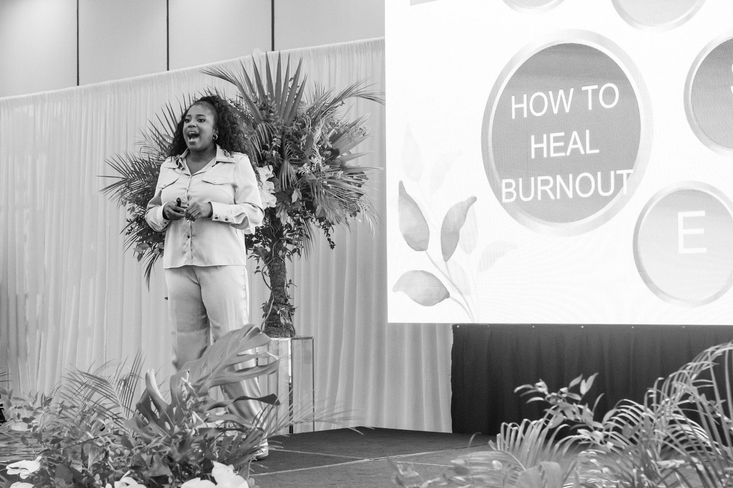 #WellnessWednesday flashback: ⁠
⁠
Thank you @drlorneka for awakening our mindsets and teaching us how to heal burnout. Many of the attendees got emotional as your presentation hit home. You spoke to the inner child in all of us. As entrepreneurs and 