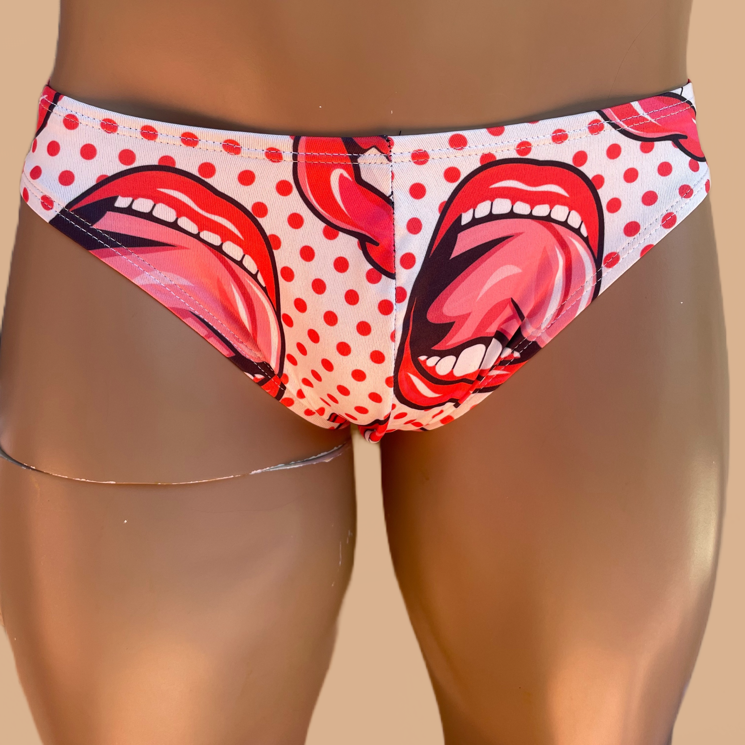Nitro Lips .png
