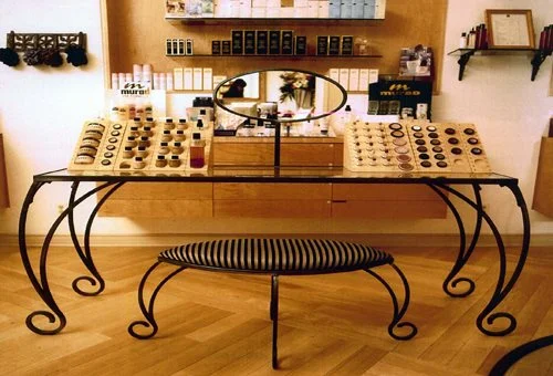 COSMETICS DISPLAY, Steel, Glass, Upholstery