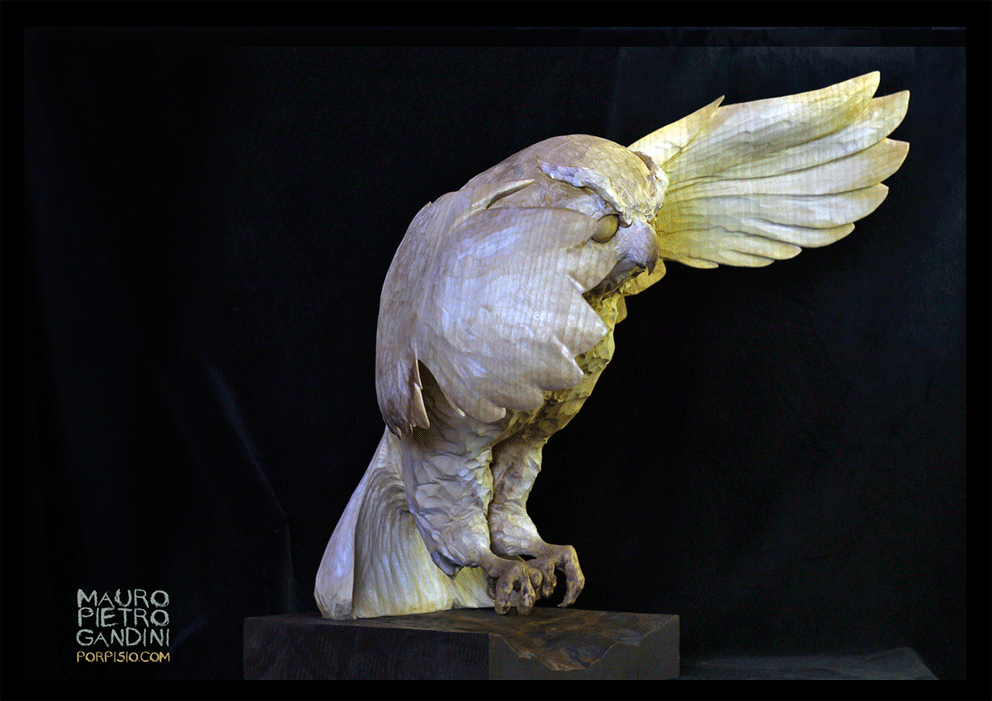 Owl, handcarved - animated gif turnaround