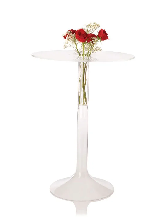  Designed around "user connection" the vase is embedded into the clear table, so that the&nbsp;flowers do&nbsp;not obstruct eye sight while sitting 