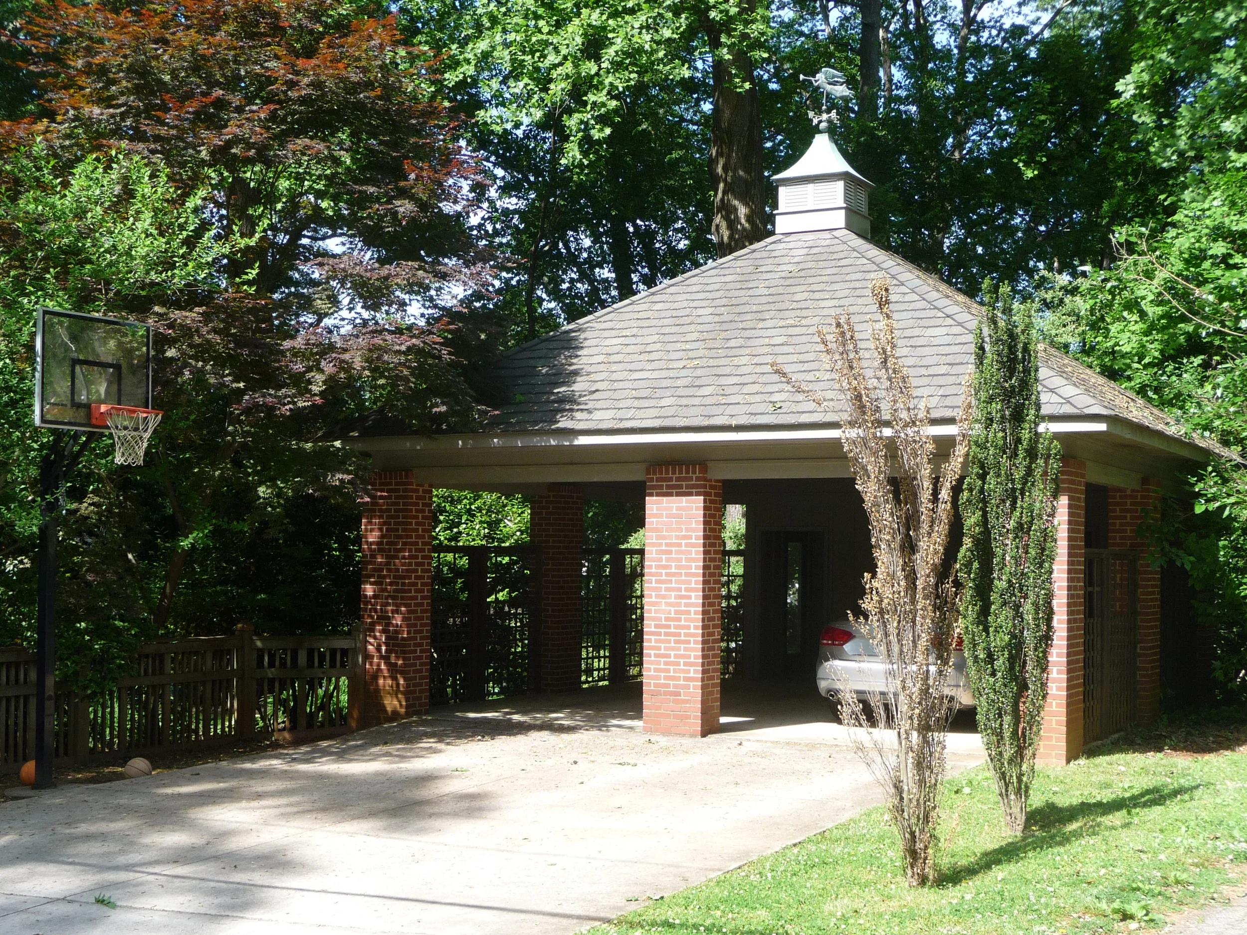 Carport from Glenn Circle