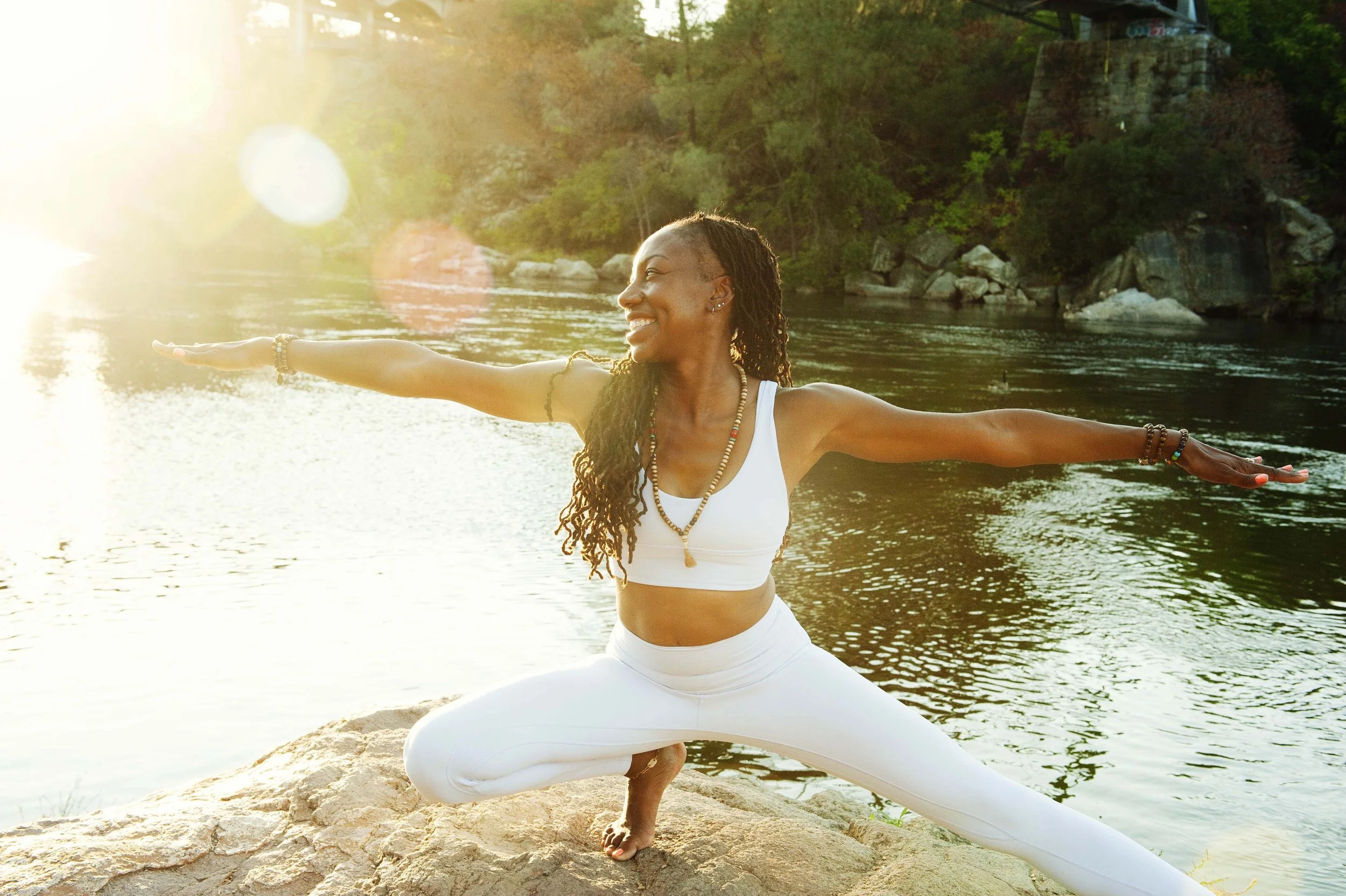 yoga_photo_session_american_river.jpg
