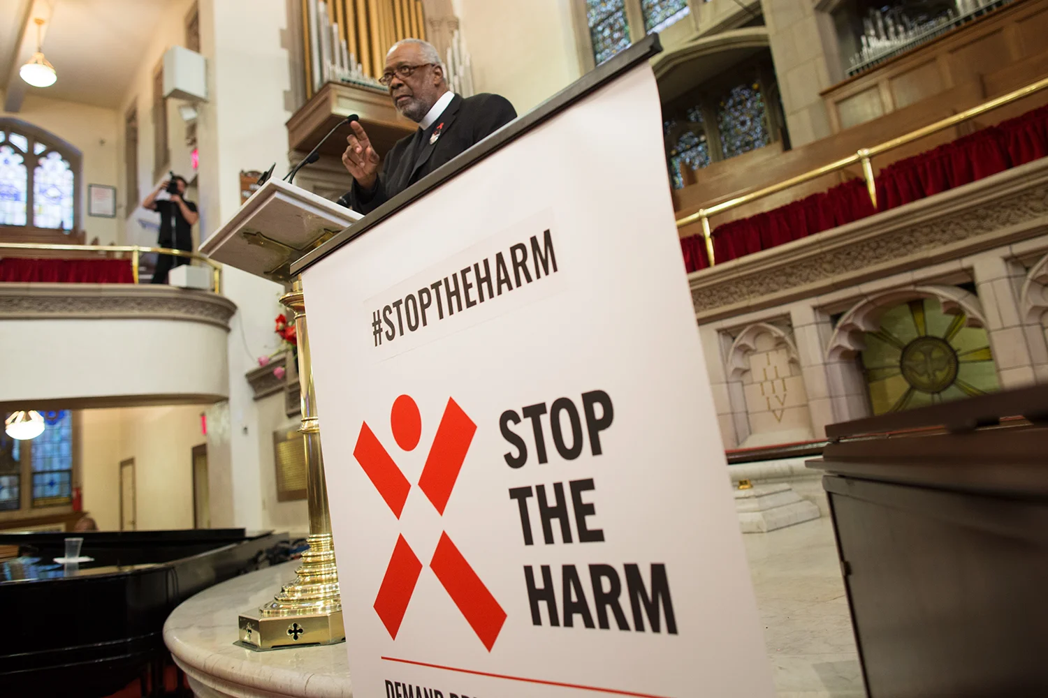Interfaith service at Harlem’s historic Abyssinian Baptist Church organized by advocacy group VOCAL-NY to call for end to the war on drugs on the eve of the United Nations General Assembly Special Session on the world drug problem ( UNGASS ), NY, NY, 2016