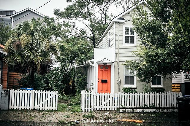 Hurricane Dorian | Charleston SC | 5.5.19 🌩
•
•
•
•
•
#hurricanedorian #weatherchannel #hurricaneseason #pineappleexpress