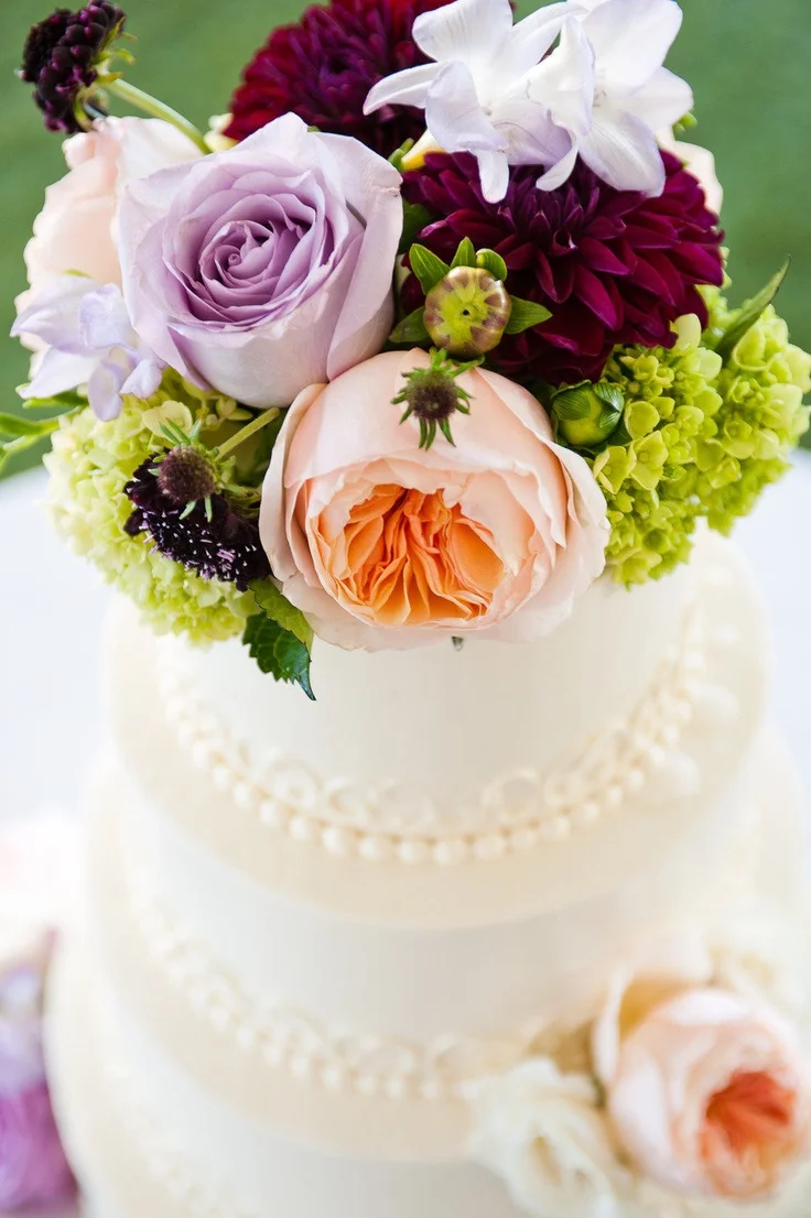 Lynn Palmer Cakes // Flower design Lynn Palmer Cakes