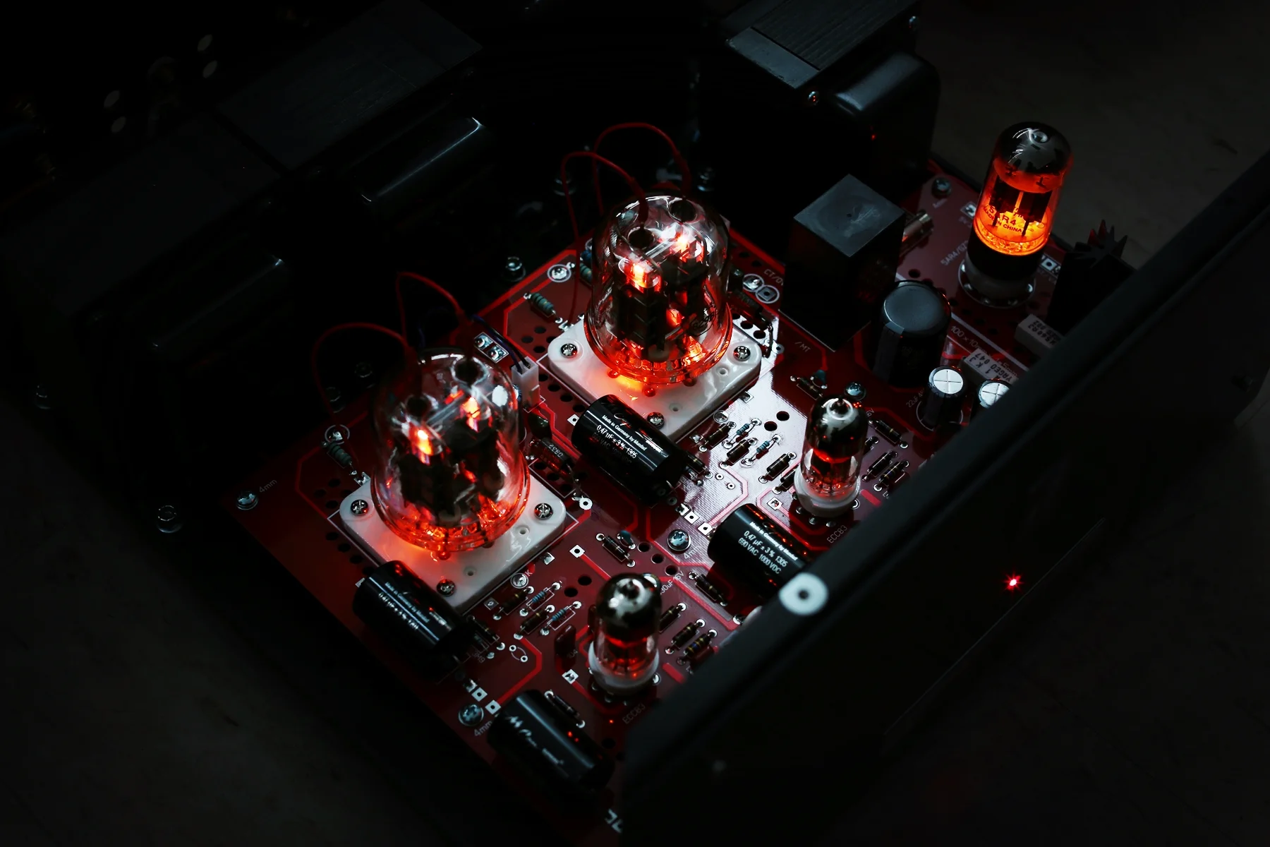 “One morning, Jon Eben Field and Frank Fazzalari were over, and we listened to some orchestral music on Frank’s Coherent Audio Model 15’s, which were here for a week before going to Jon Eben’s place for review. After a while, I said, you guys really need to hear this 829B amp...holy mother of God!! Not only did we hear orchestras and kettle drums and lights, we also heard things from beyond the great beyond! We heard the music, there were plenty of "wow's", and I believe Frank said, he’d never heard his 15’s sound better. Soon my wife was calling from upstairs to see if everything was okay. I think it must have been the clatter of all those jaws dropping to the floor!” — http://wallofsound.ca/