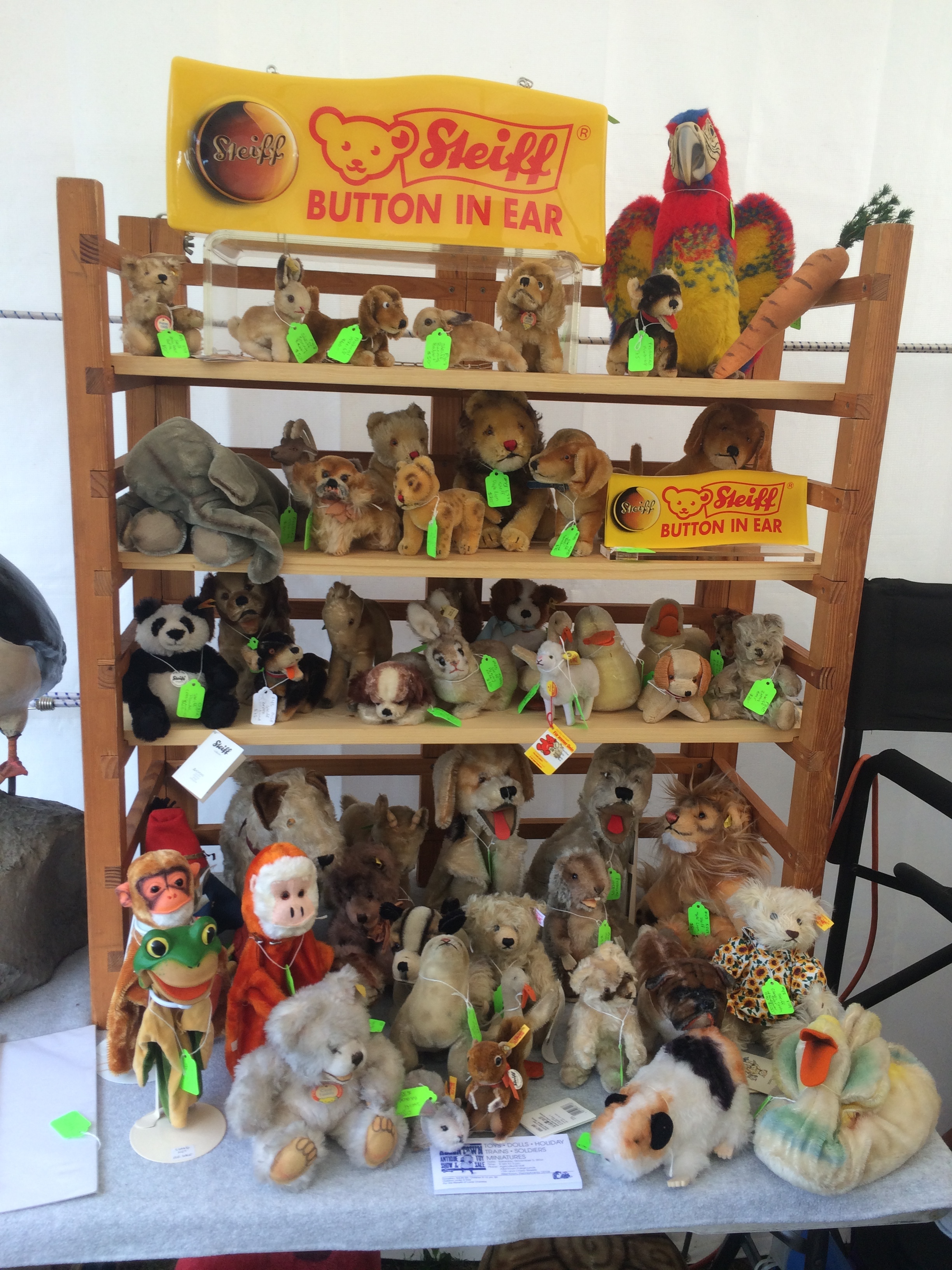 I wanted to cuddle all of these little Steiff creatures!